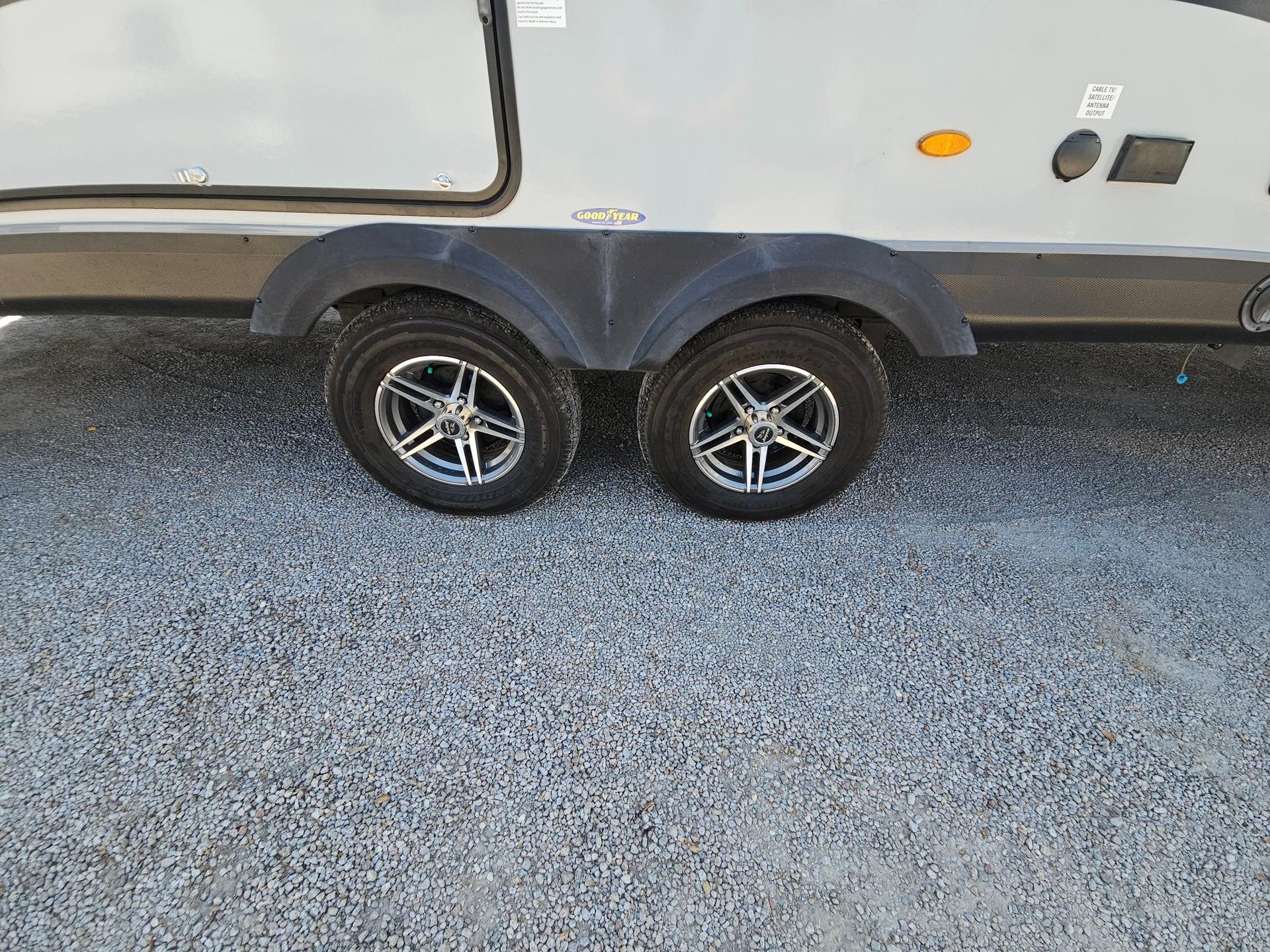 2023 Jayco 2023 Jayco Jay Feather - thumbnail 43