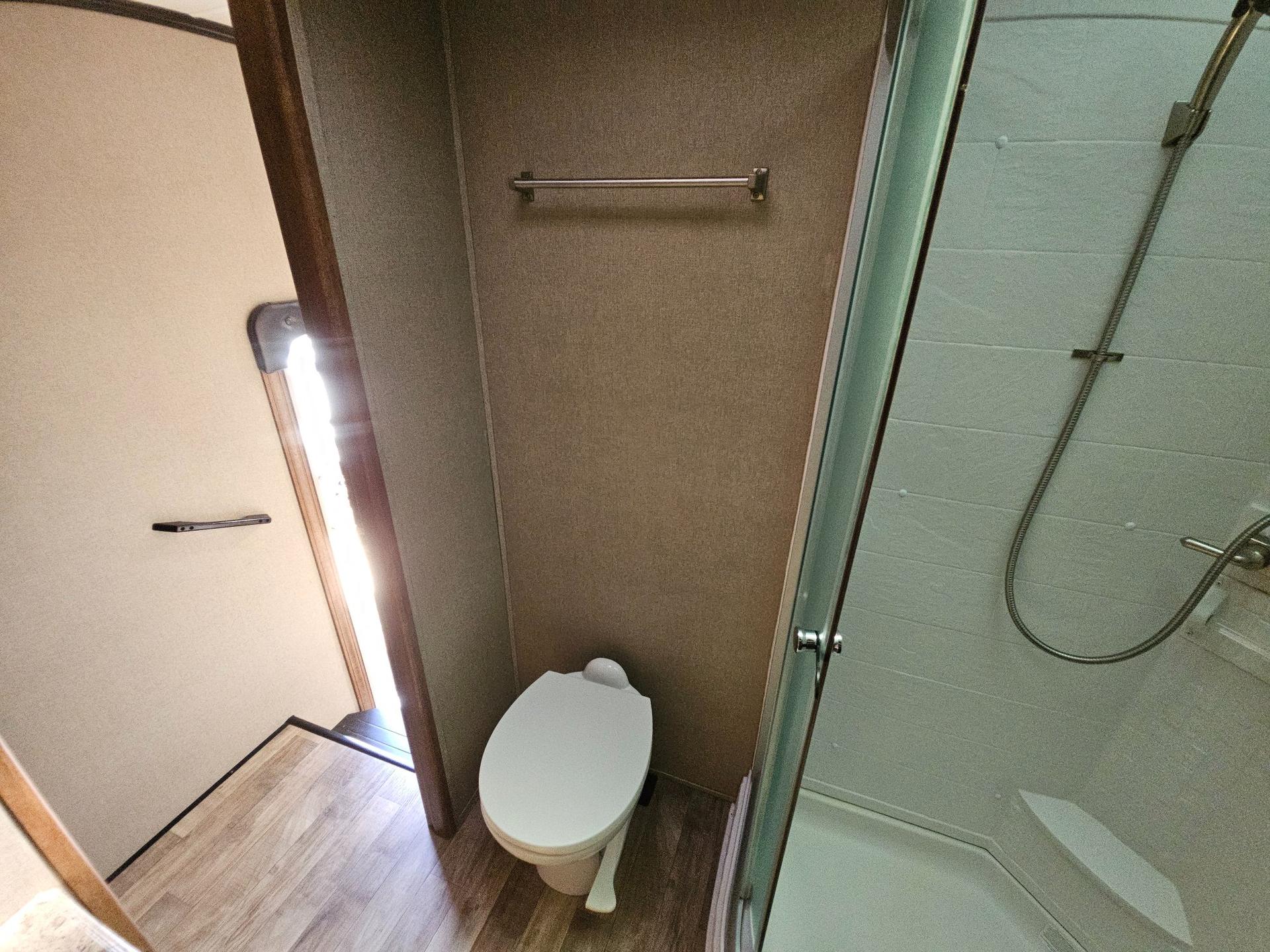 2017 Grand Design 2017 Grand Design Reflection Super-Lite - thumbnail 38