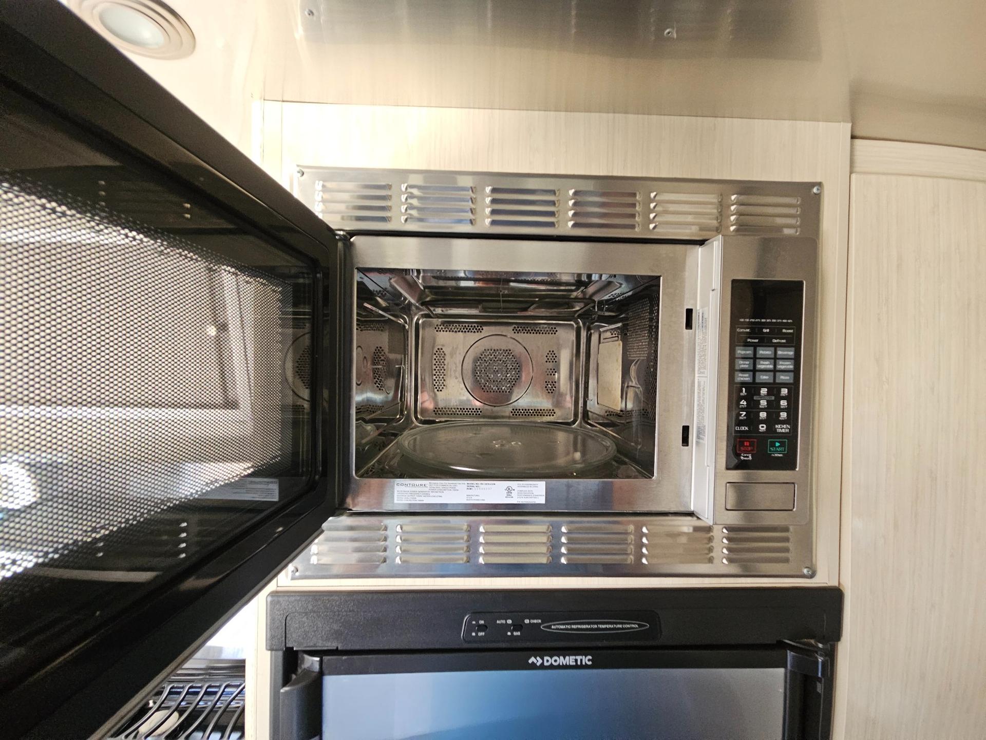 2016 Airstream 2016 Airstream International Serenity - thumbnail 18