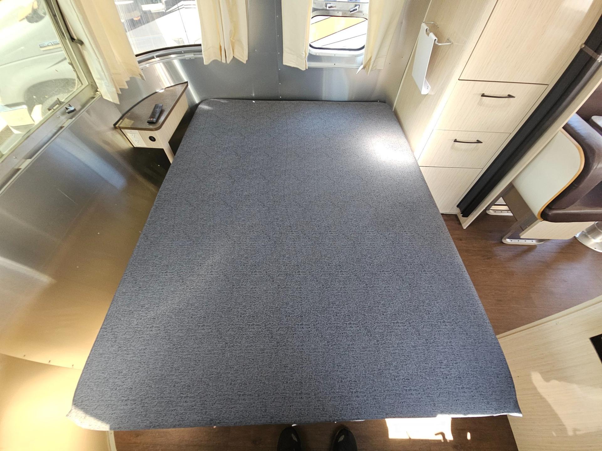 2016 Airstream 2016 Airstream International Serenity - thumbnail 23