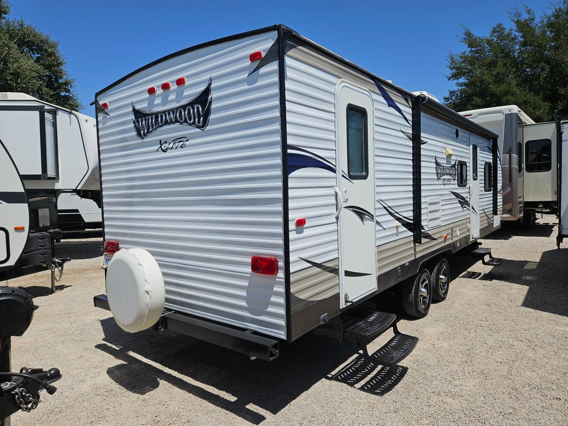 2015 Forest River RV 2015 Forest River RV Wildwood X-Lite - thumbnail 2