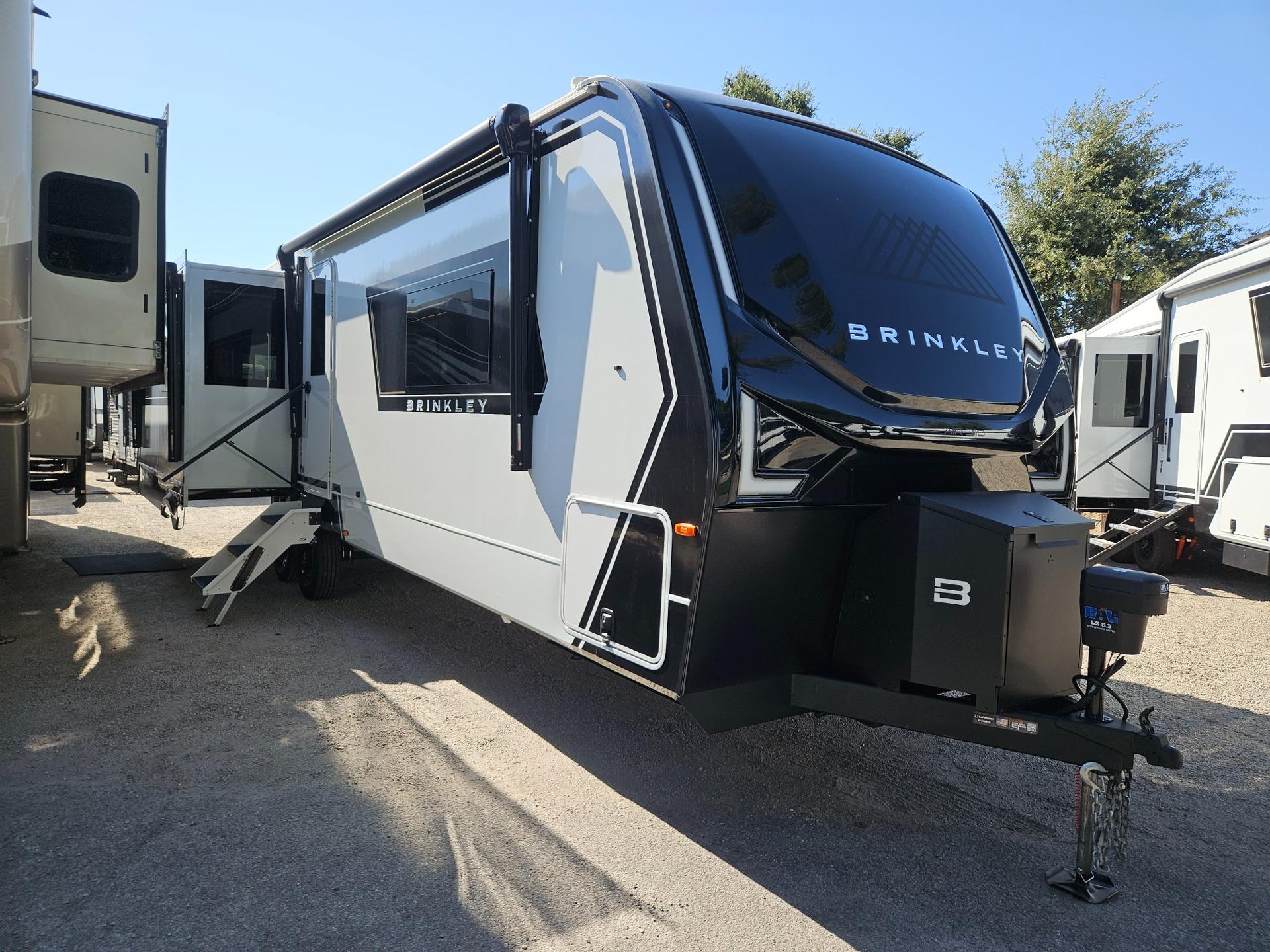 2026 Brinkley Model Z Air 310