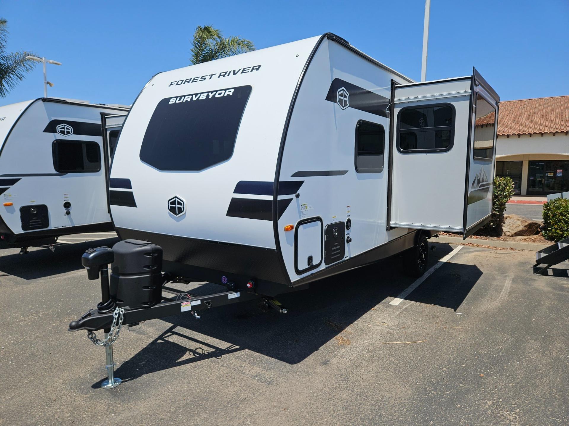 2027 Forest River RV 2027 Forest River RV Surveyor Legend - thumbnail 5