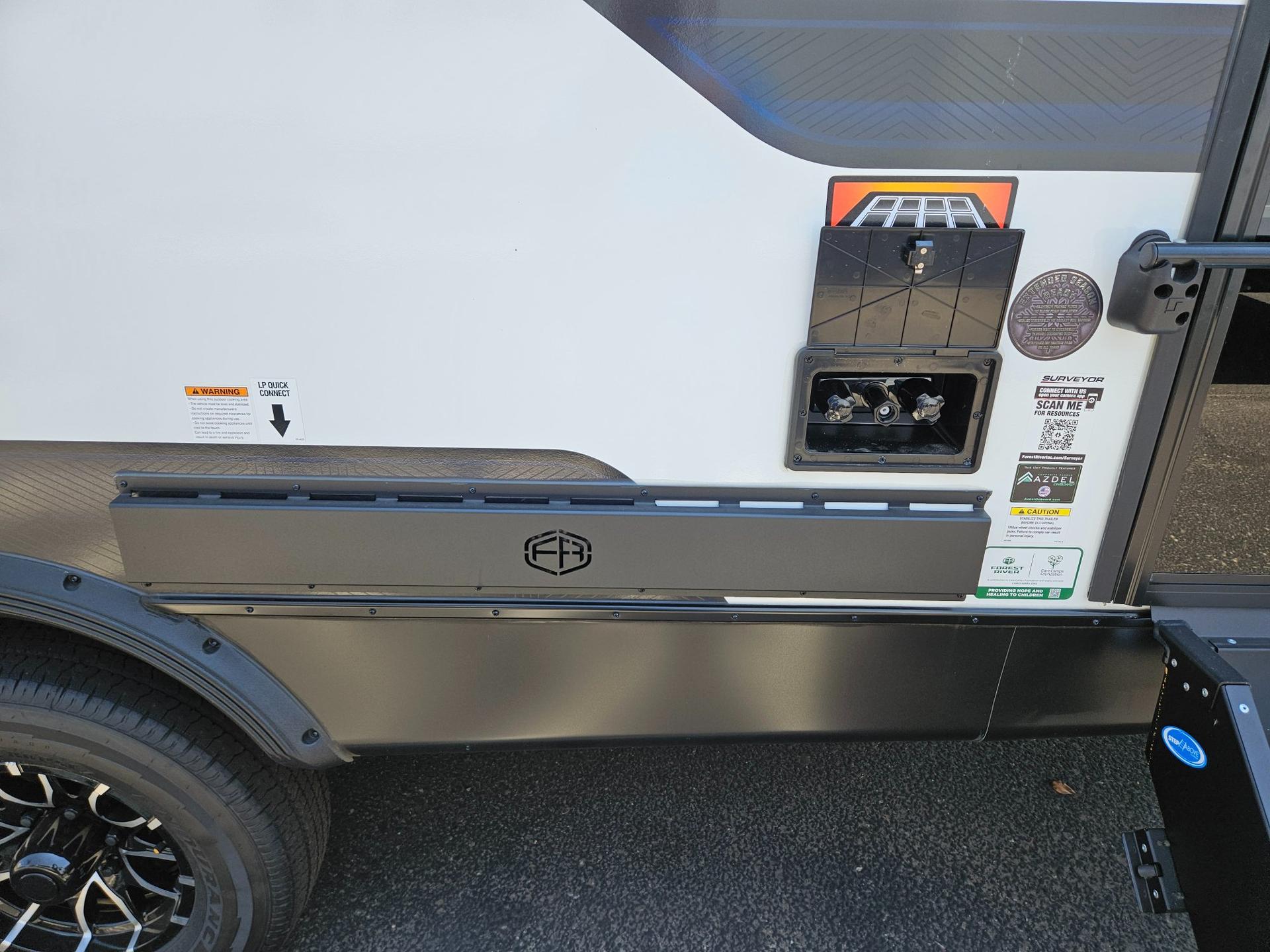 2027 Forest River RV 2027 Forest River RV Surveyor Legend - thumbnail 34