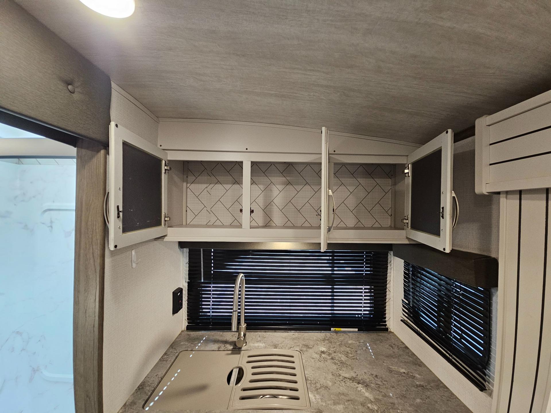 2021 Keystone RV 2021 Keystone RV Cougar Half-Ton - thumbnail 16