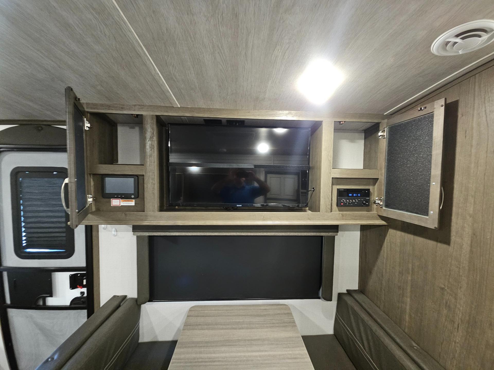 2021 Keystone RV 2021 Keystone RV Cougar Half-Ton - thumbnail 20