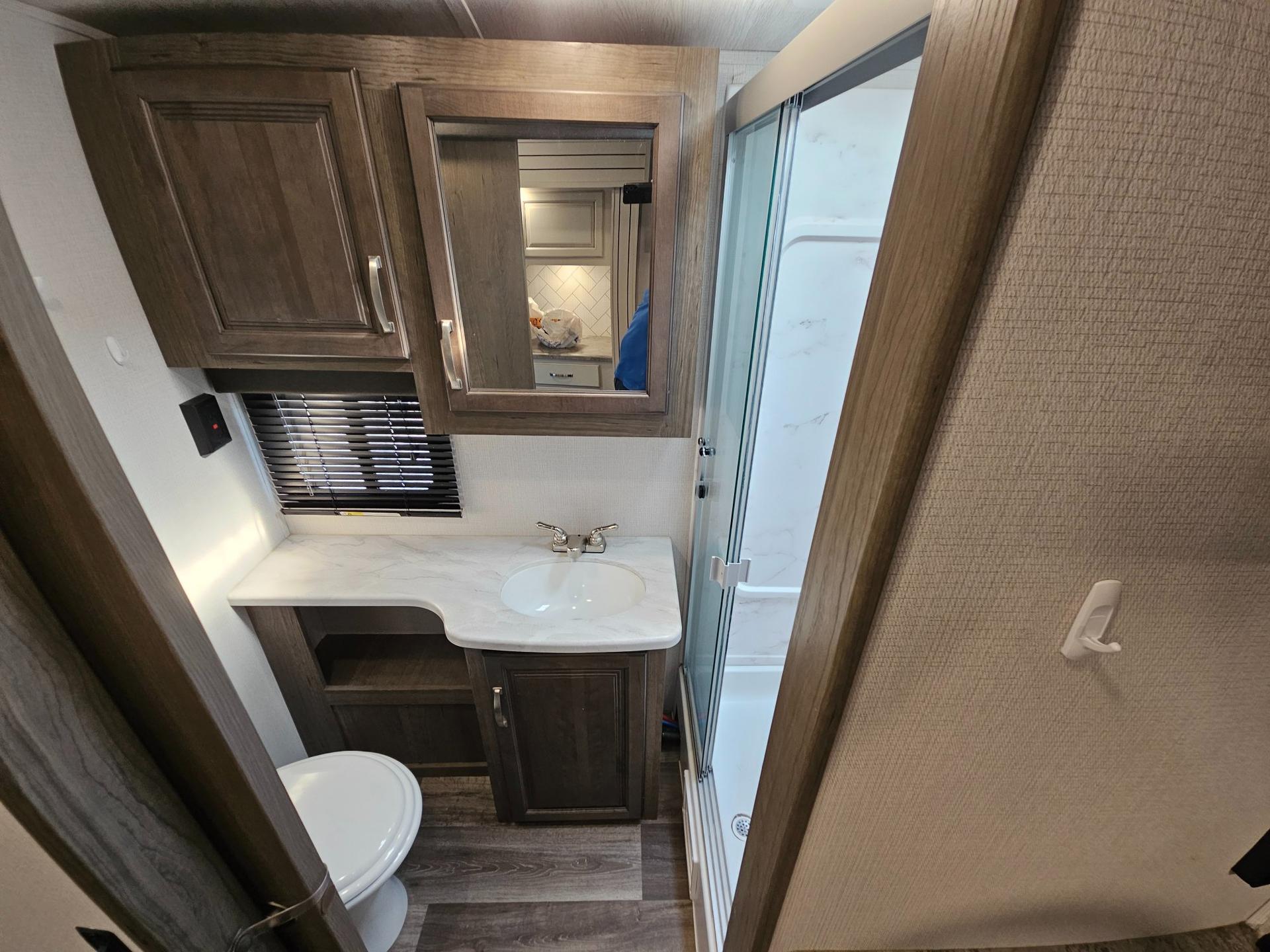 2021 Keystone RV 2021 Keystone RV Cougar Half-Ton - thumbnail 26