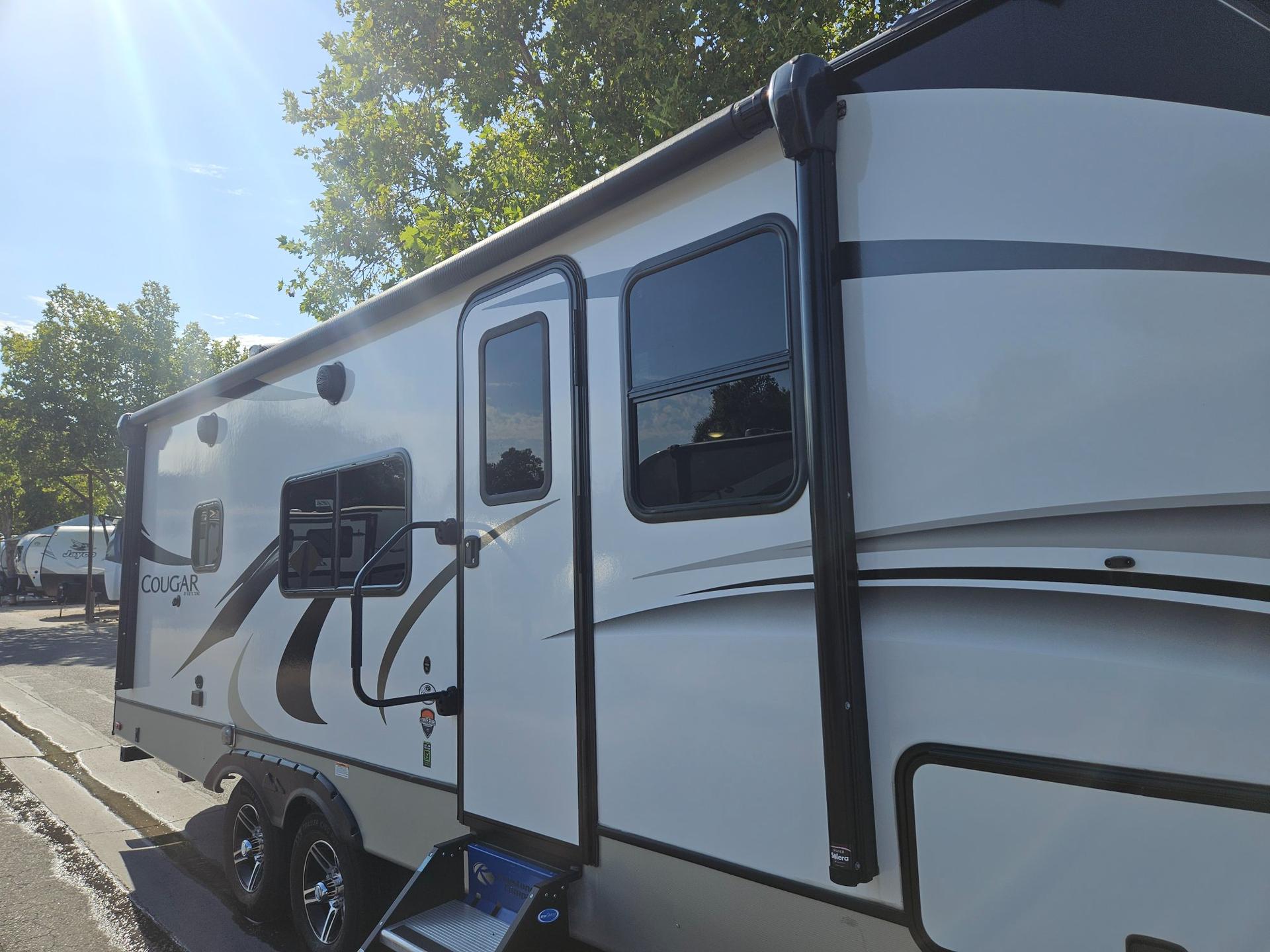 2021 Keystone RV 2021 Keystone RV Cougar Half-Ton - thumbnail 37