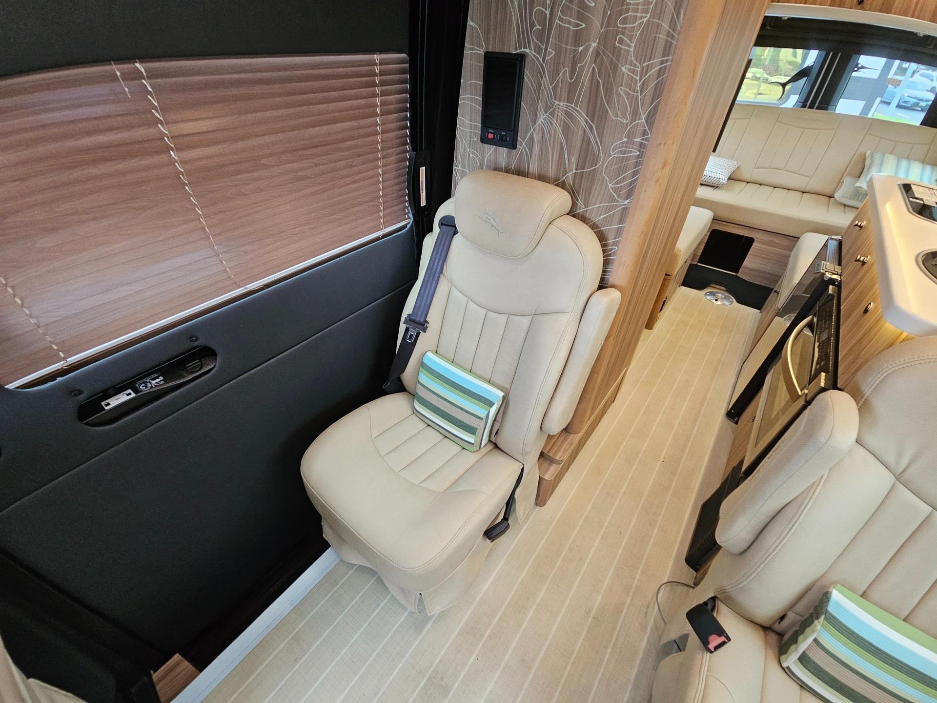 2020 Airstream 2020 Airstream Interstate - thumbnail 11