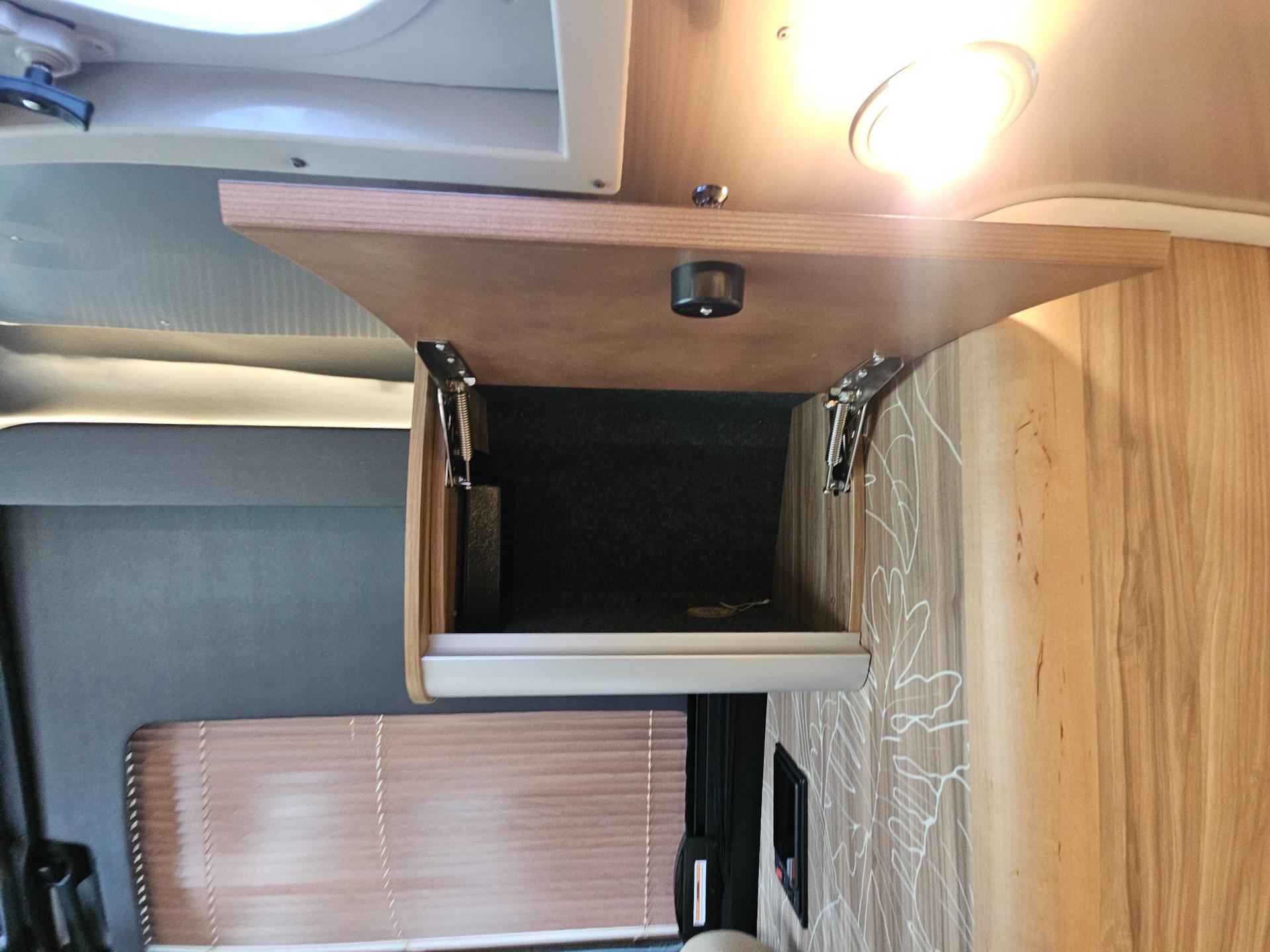 2020 Airstream 2020 Airstream Interstate - thumbnail 12