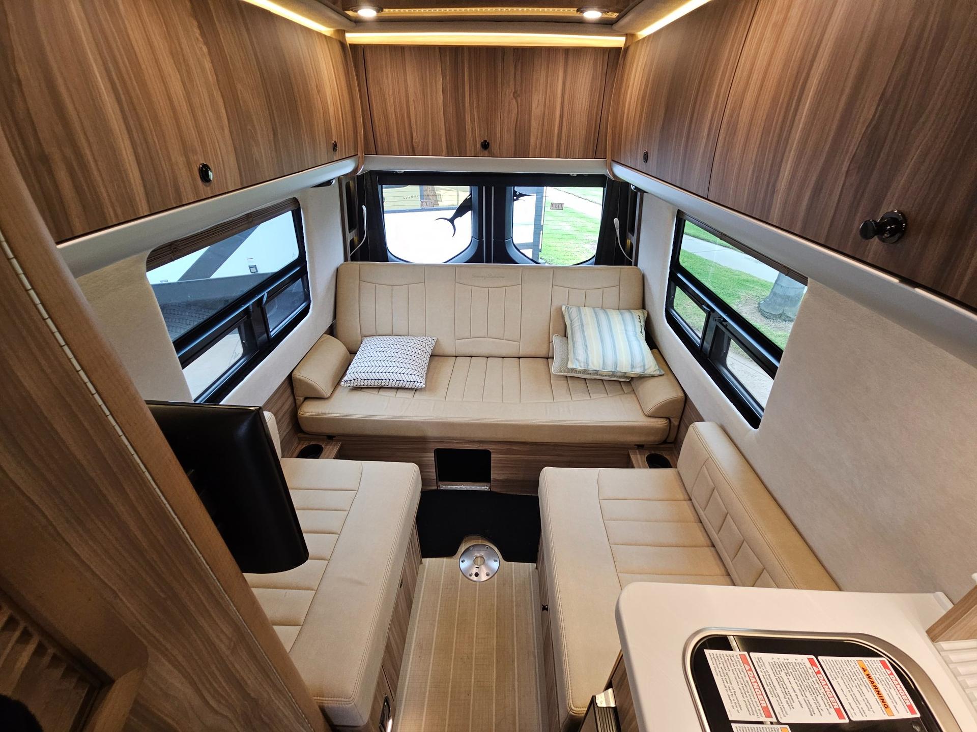 2020 Airstream 2020 Airstream Interstate - thumbnail 25