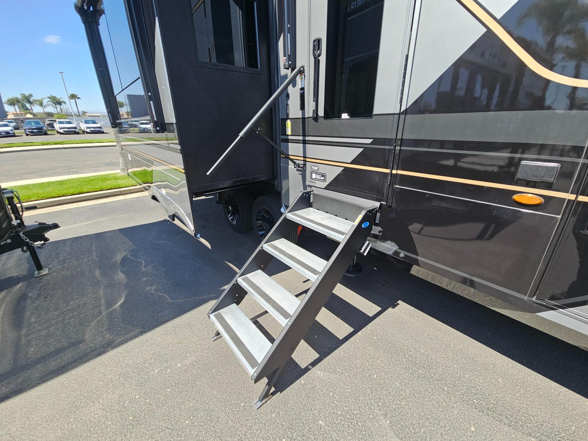 2027 Keystone RV 2027 Keystone RV Montana - thumbnail 58