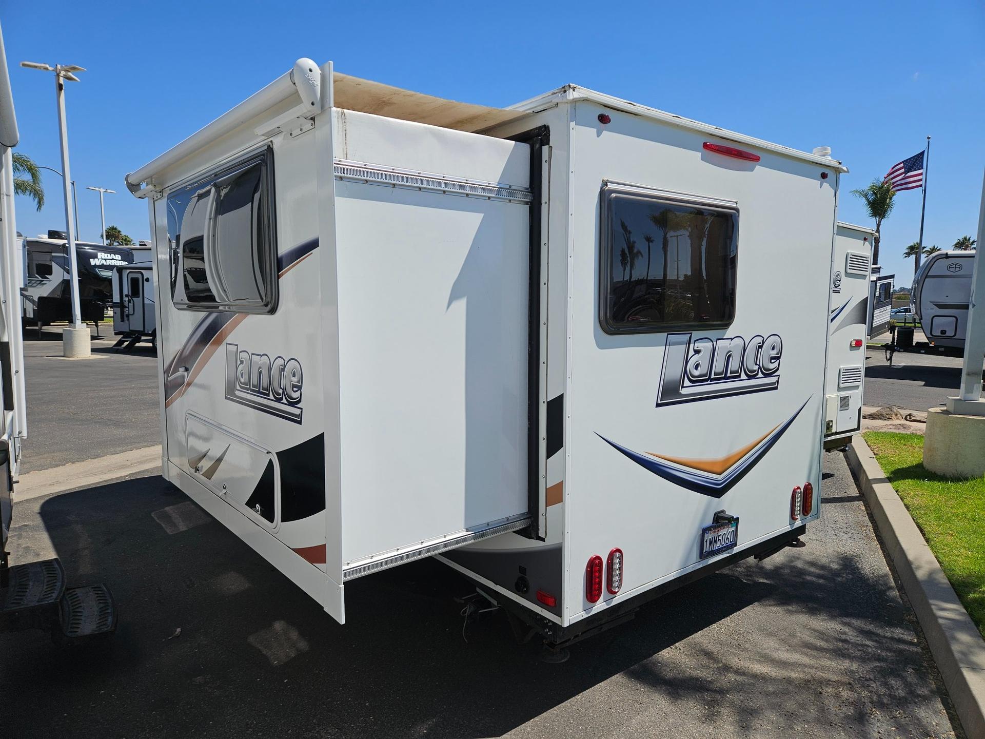 2015 Lance Travel Trailer 2015 Lance Travel Trailer Lance - thumbnail 39