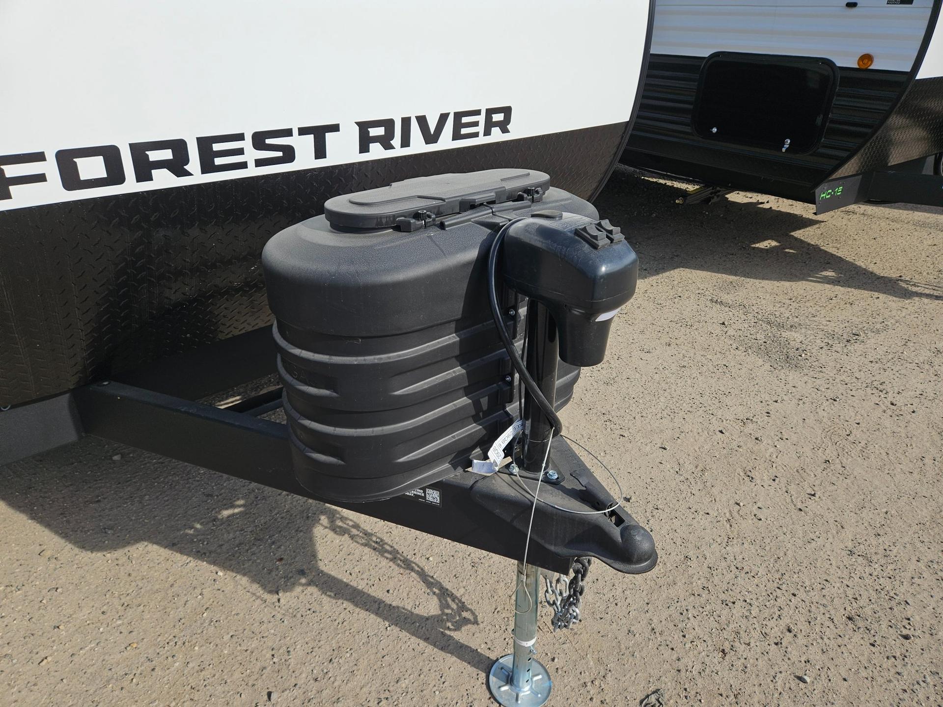 2027 Forest River RV 2027 Forest River RV Cherokee Grey Wolf - thumbnail 35