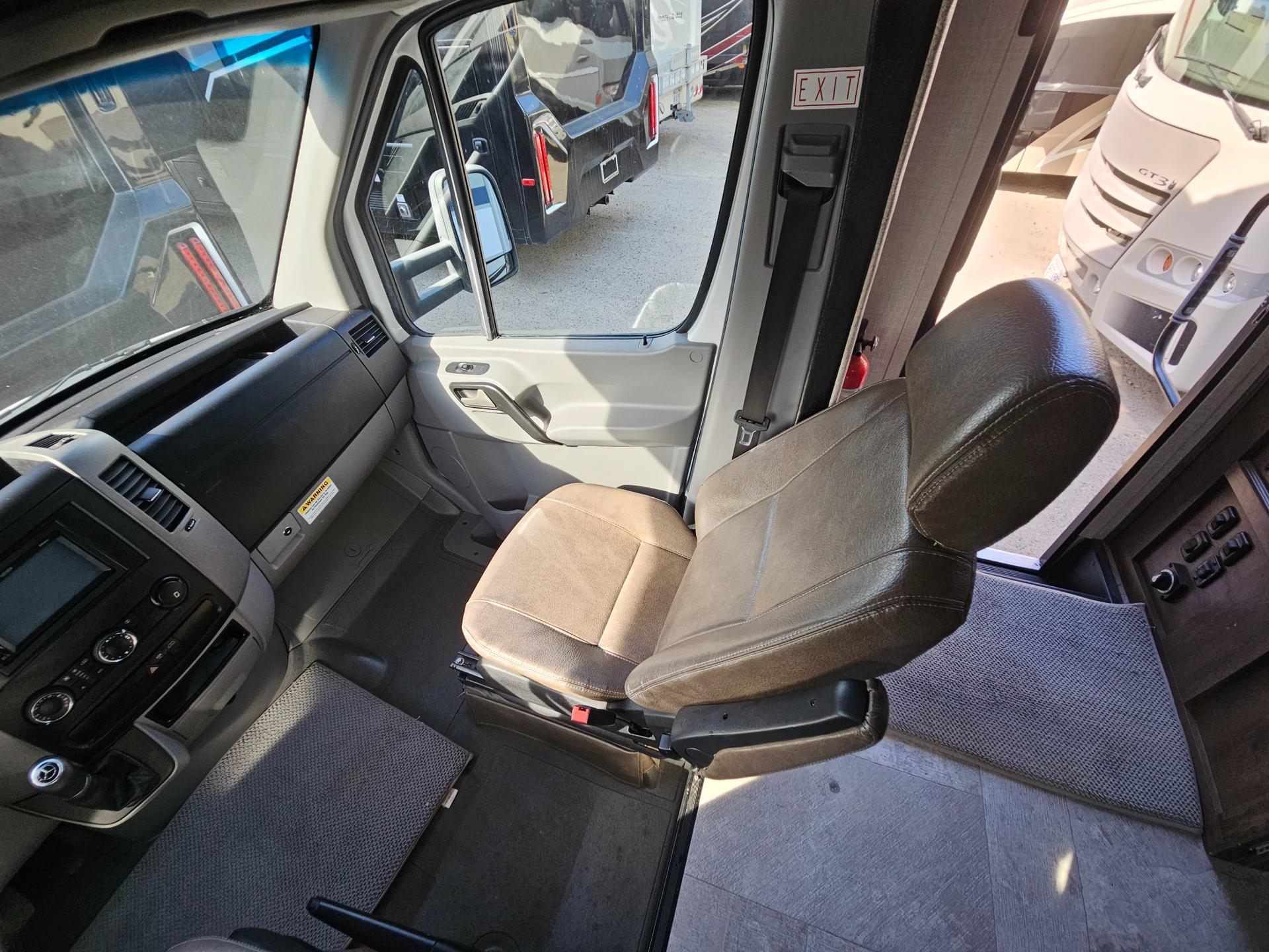 2019 Coachmen 2019 Coachmen Prism - thumbnail 36