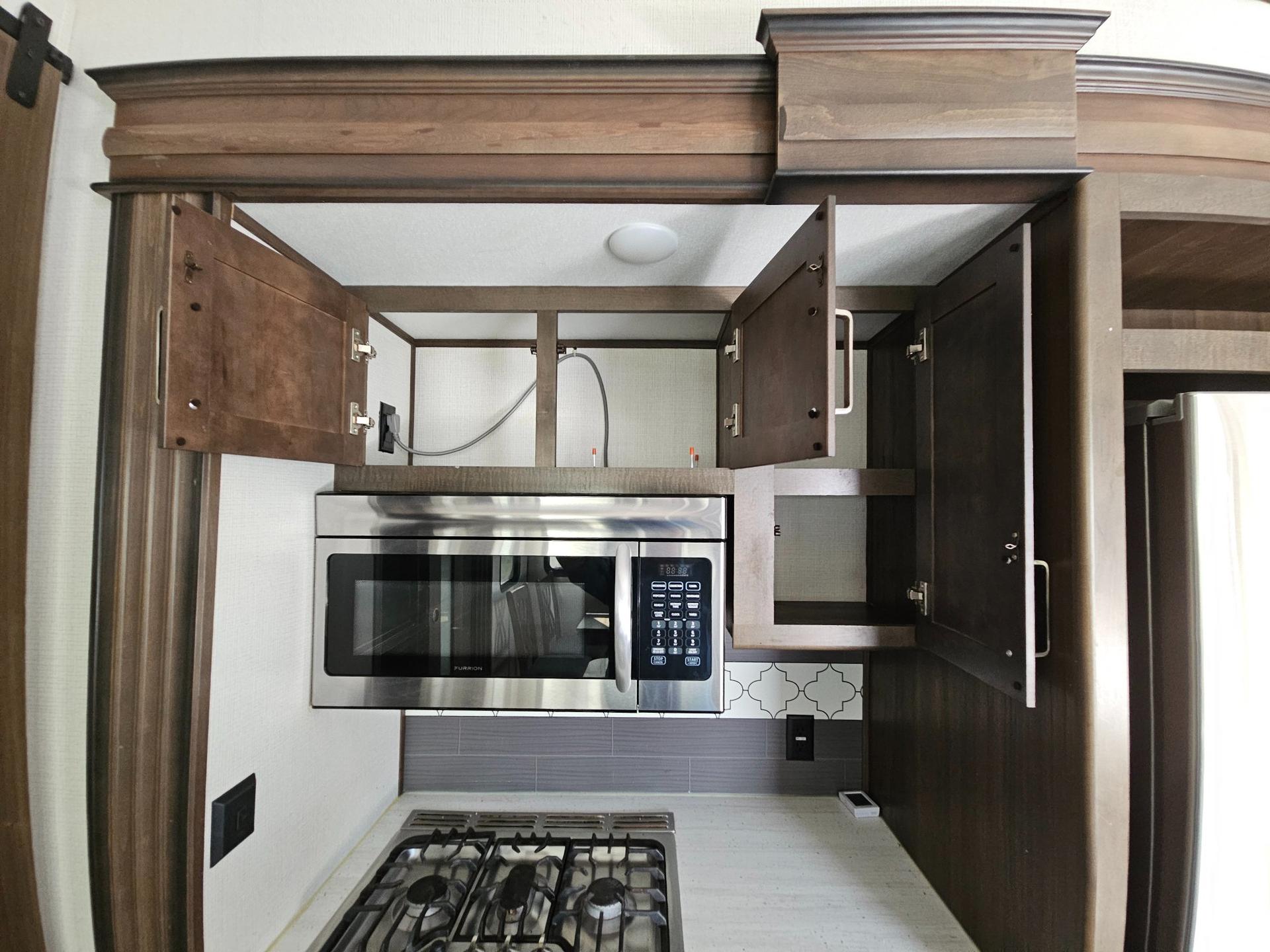 2021 Keystone RV 2021 Keystone RV Alpine - thumbnail 10