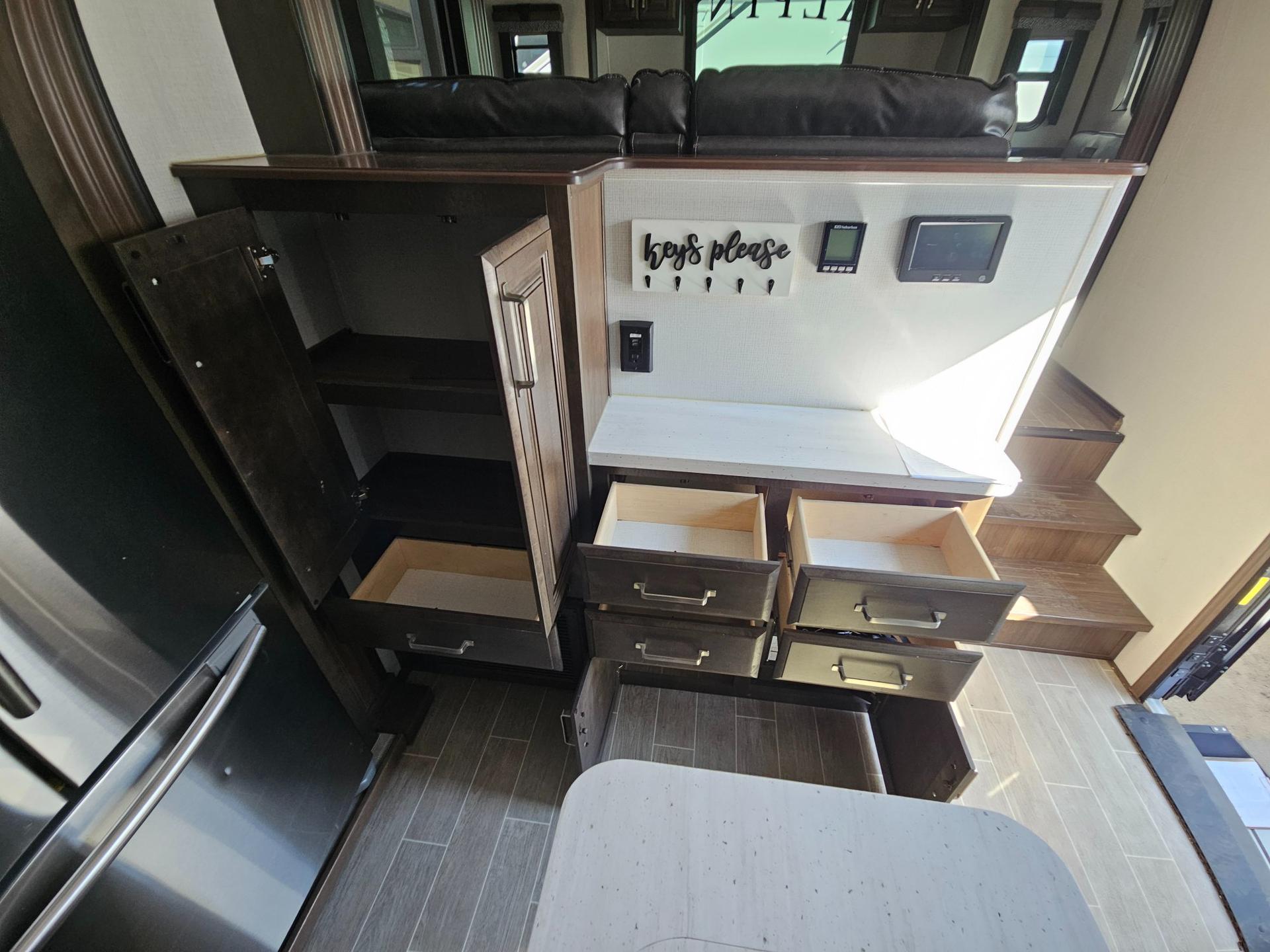 2021 Keystone RV 2021 Keystone RV Alpine - thumbnail 22