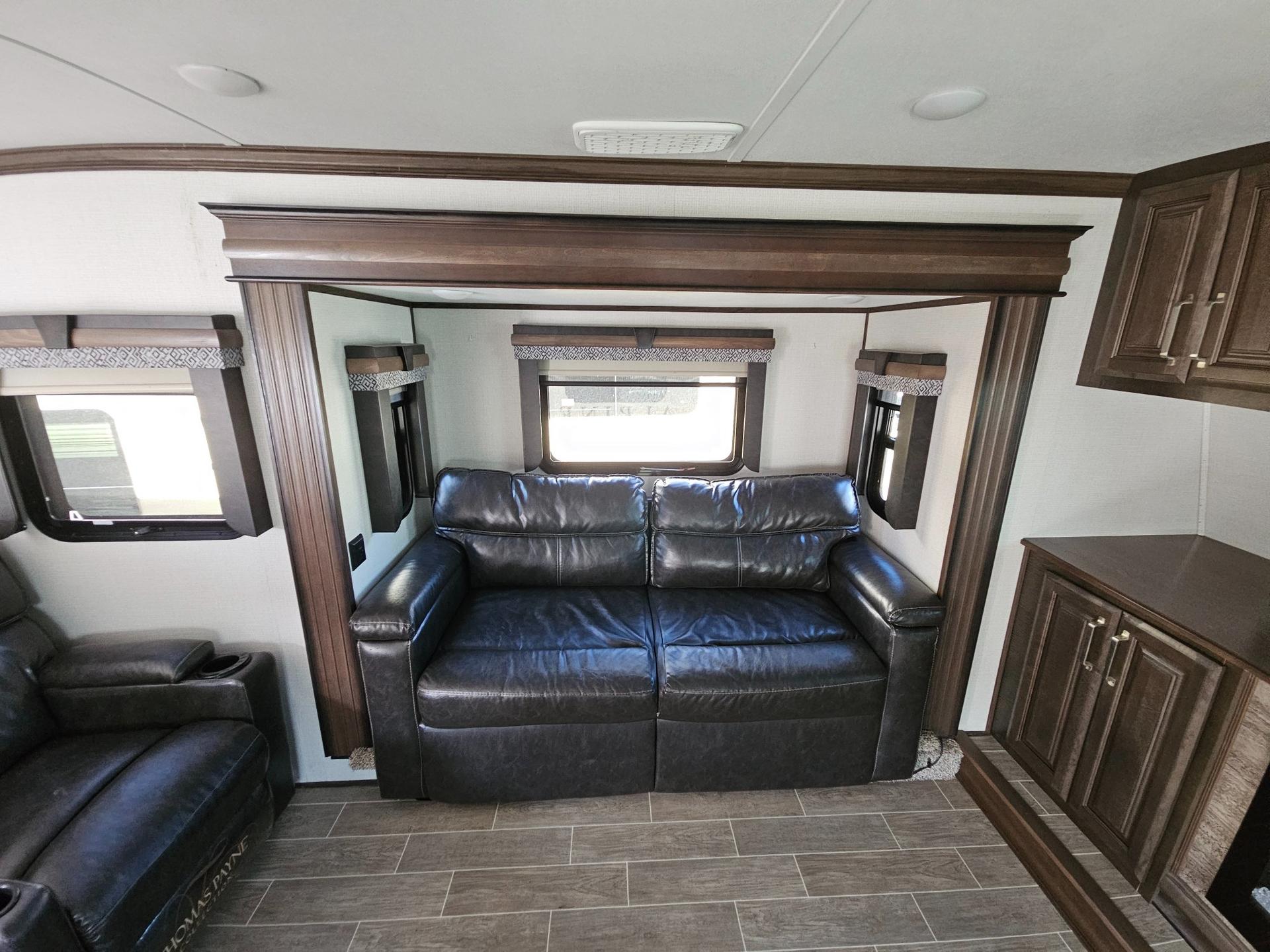 2021 Keystone RV 2021 Keystone RV Alpine - thumbnail 25