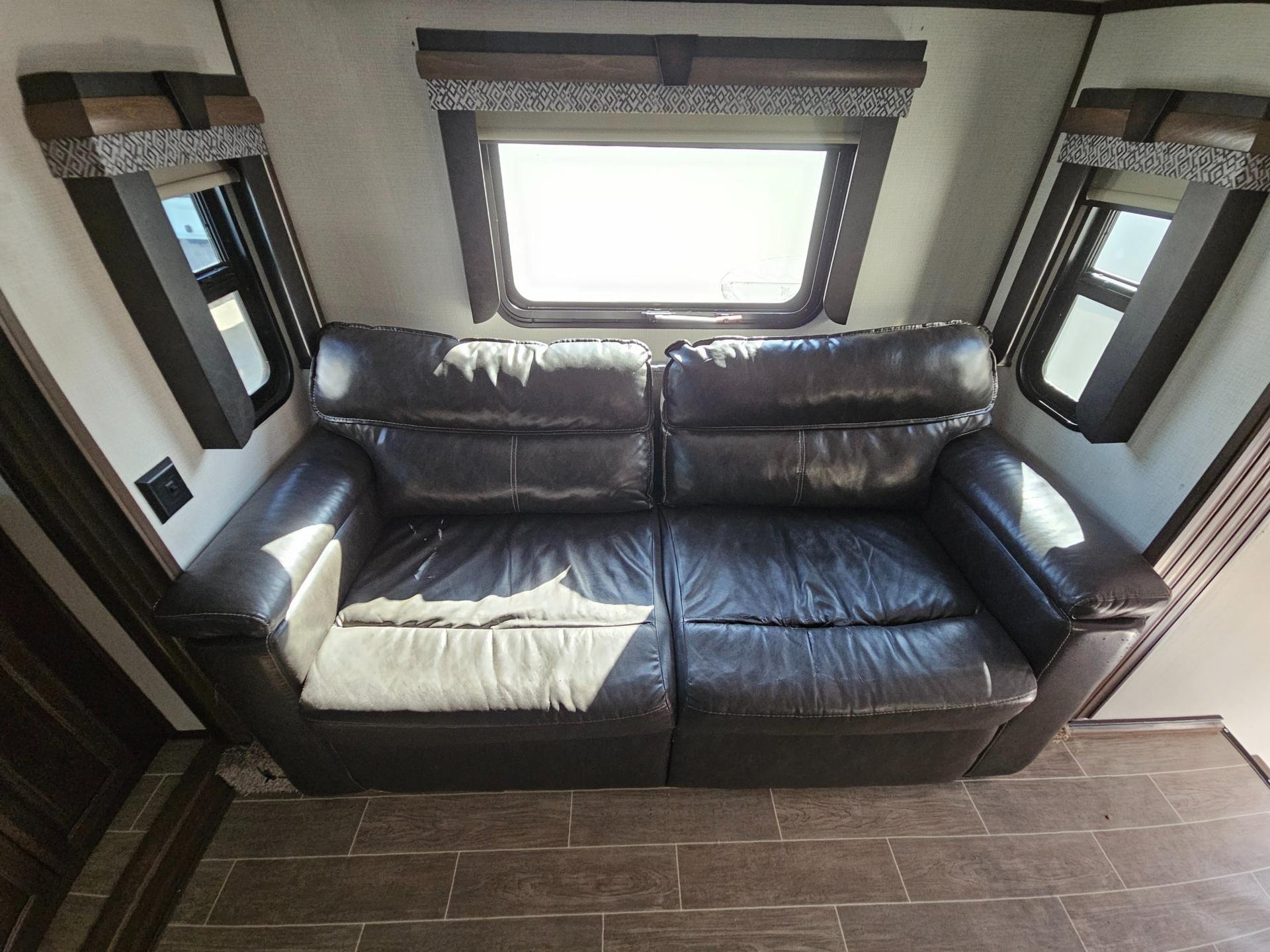 2021 Keystone RV 2021 Keystone RV Alpine - thumbnail 30