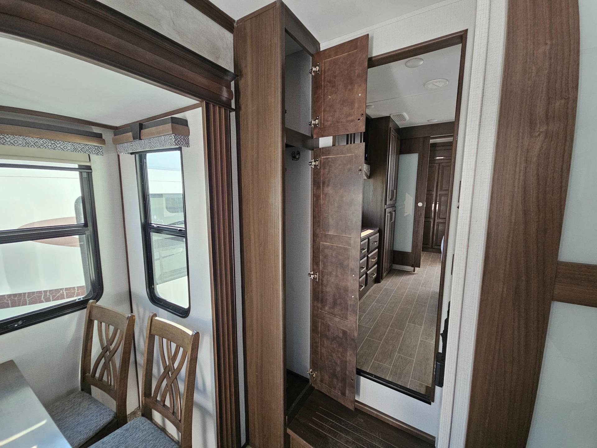 2021 Keystone RV 2021 Keystone RV Alpine - thumbnail 33