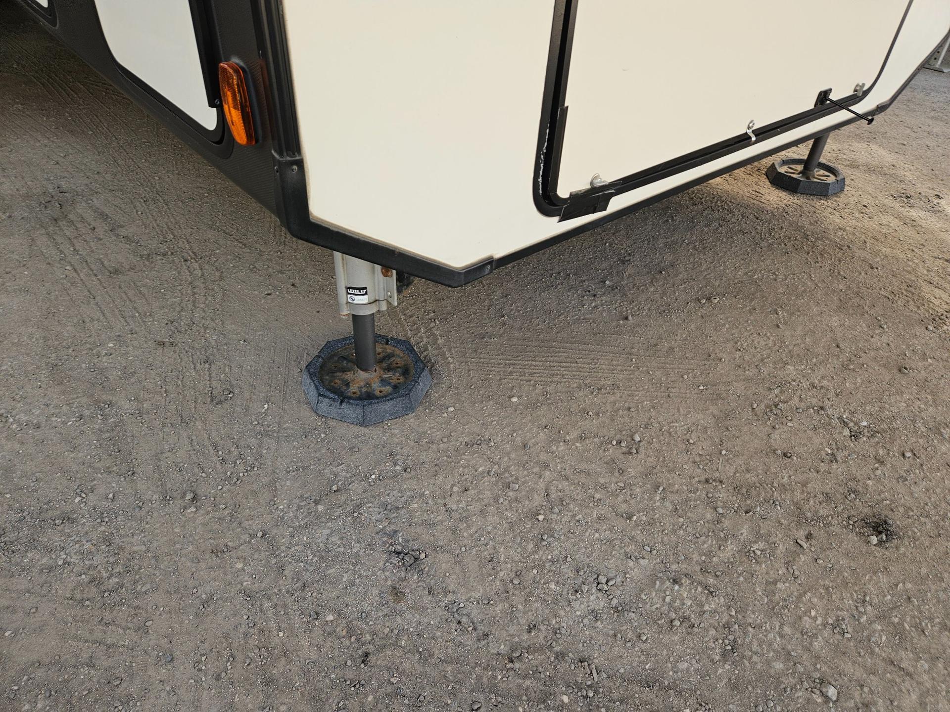 2021 Keystone RV 2021 Keystone RV Alpine - thumbnail 51