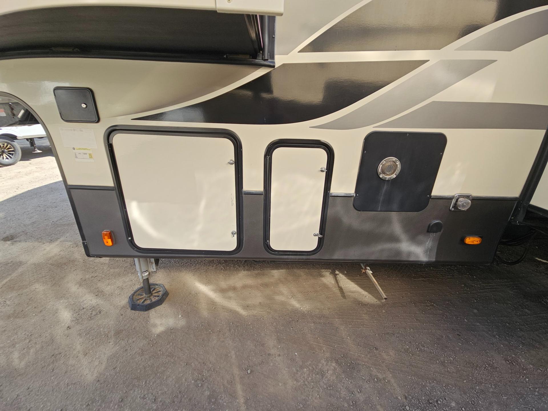 2021 Keystone RV 2021 Keystone RV Alpine - thumbnail 63