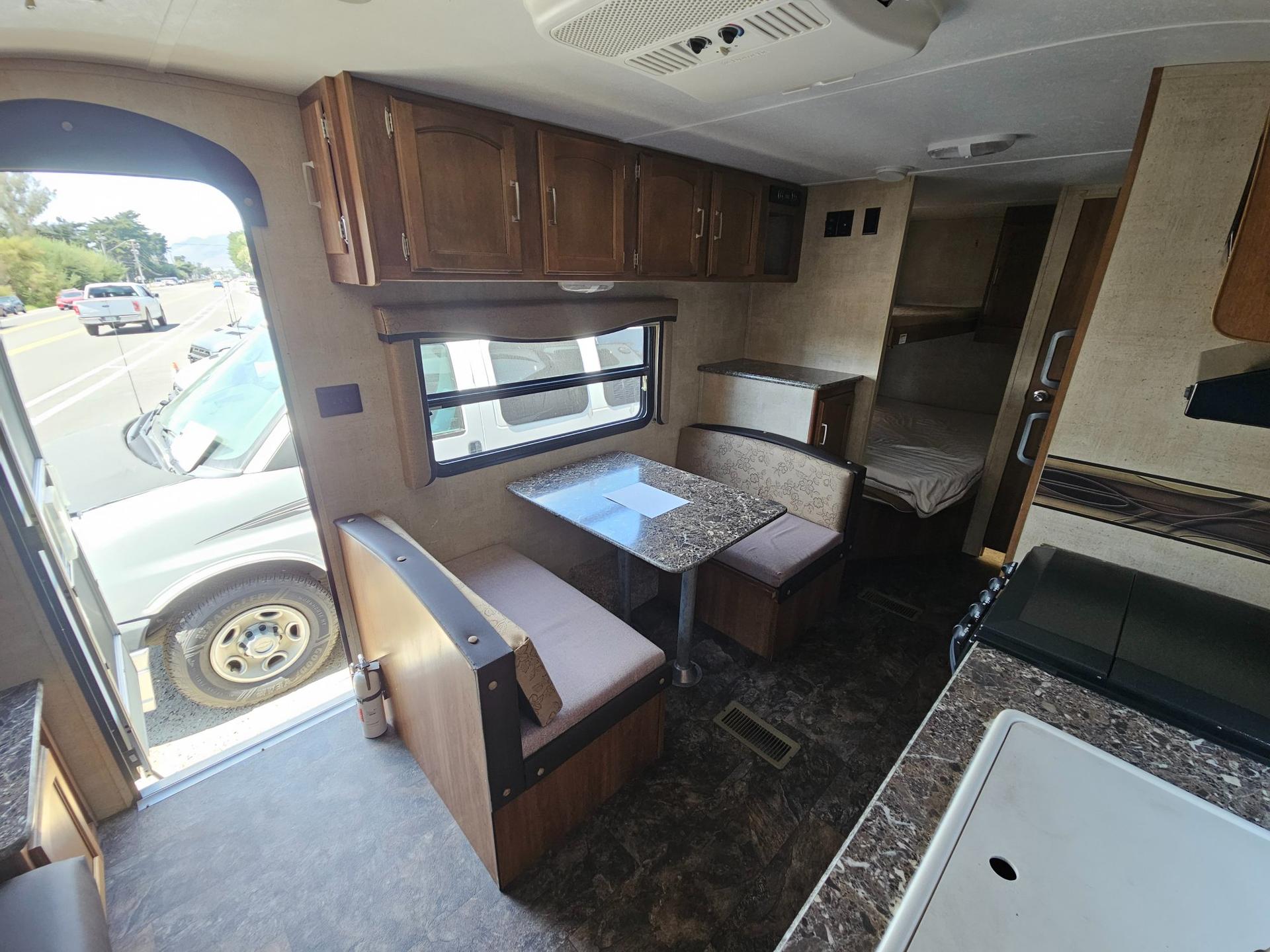 2014 Keystone RV 2014 Keystone RV Springdale - thumbnail 7