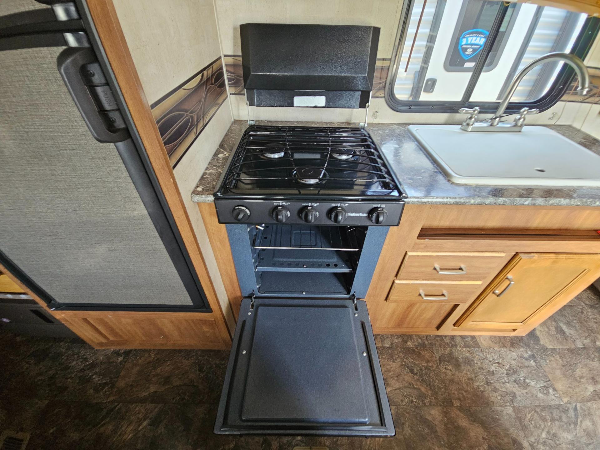 2014 Keystone RV 2014 Keystone RV Springdale - thumbnail 12