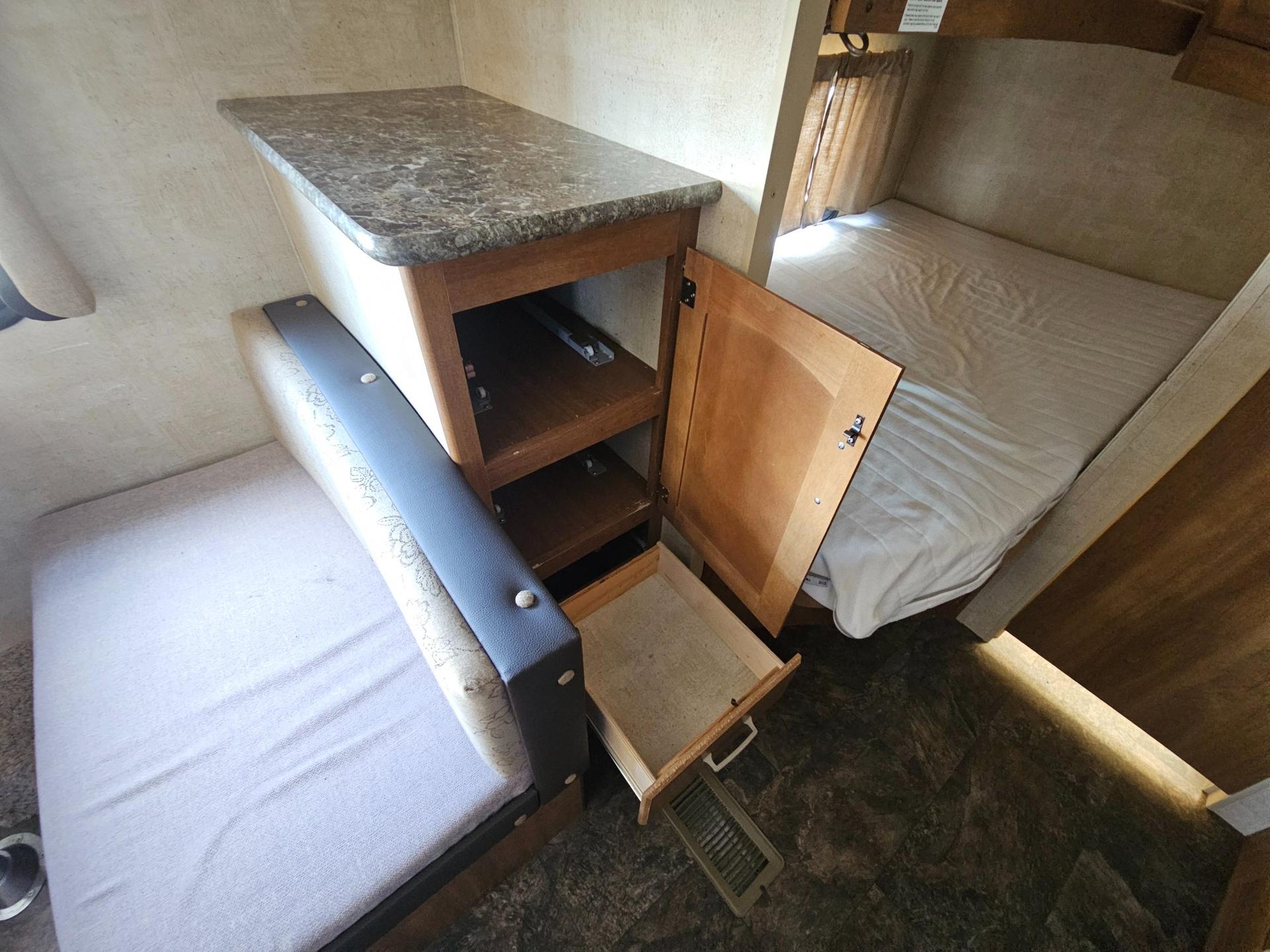 2014 Keystone RV 2014 Keystone RV Springdale - thumbnail 27