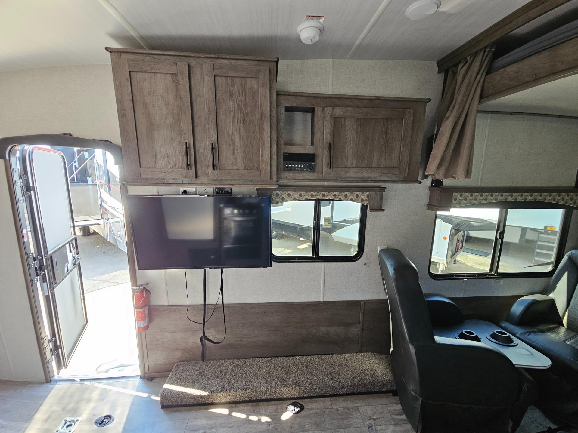 2021 Forest River RV 2021 Forest River RV Shockwave - thumbnail 7