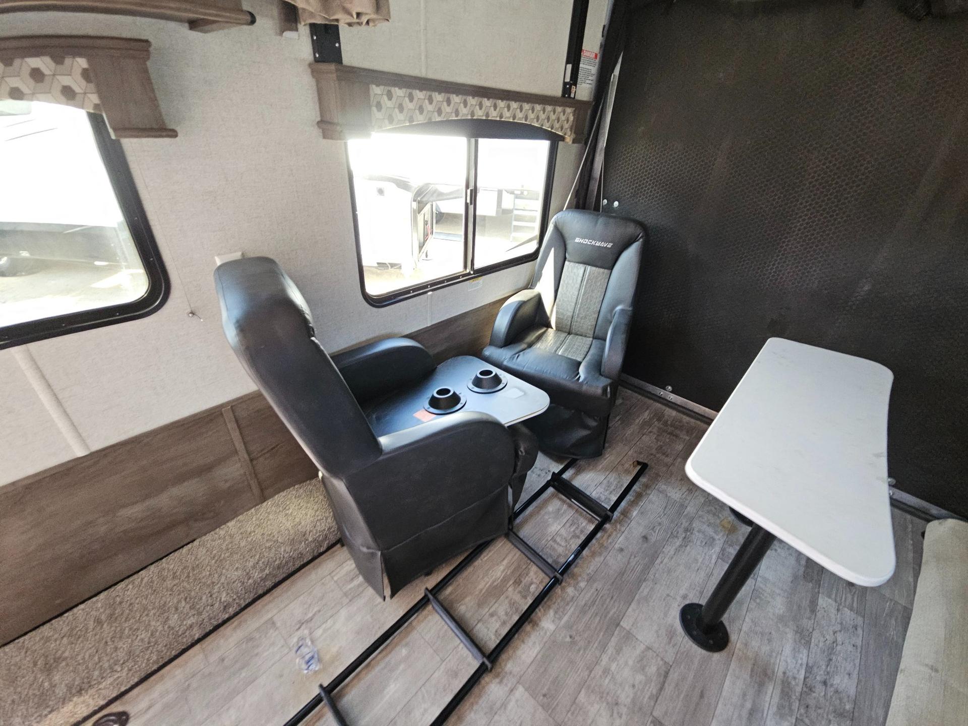2021 Forest River RV 2021 Forest River RV Shockwave - thumbnail 9