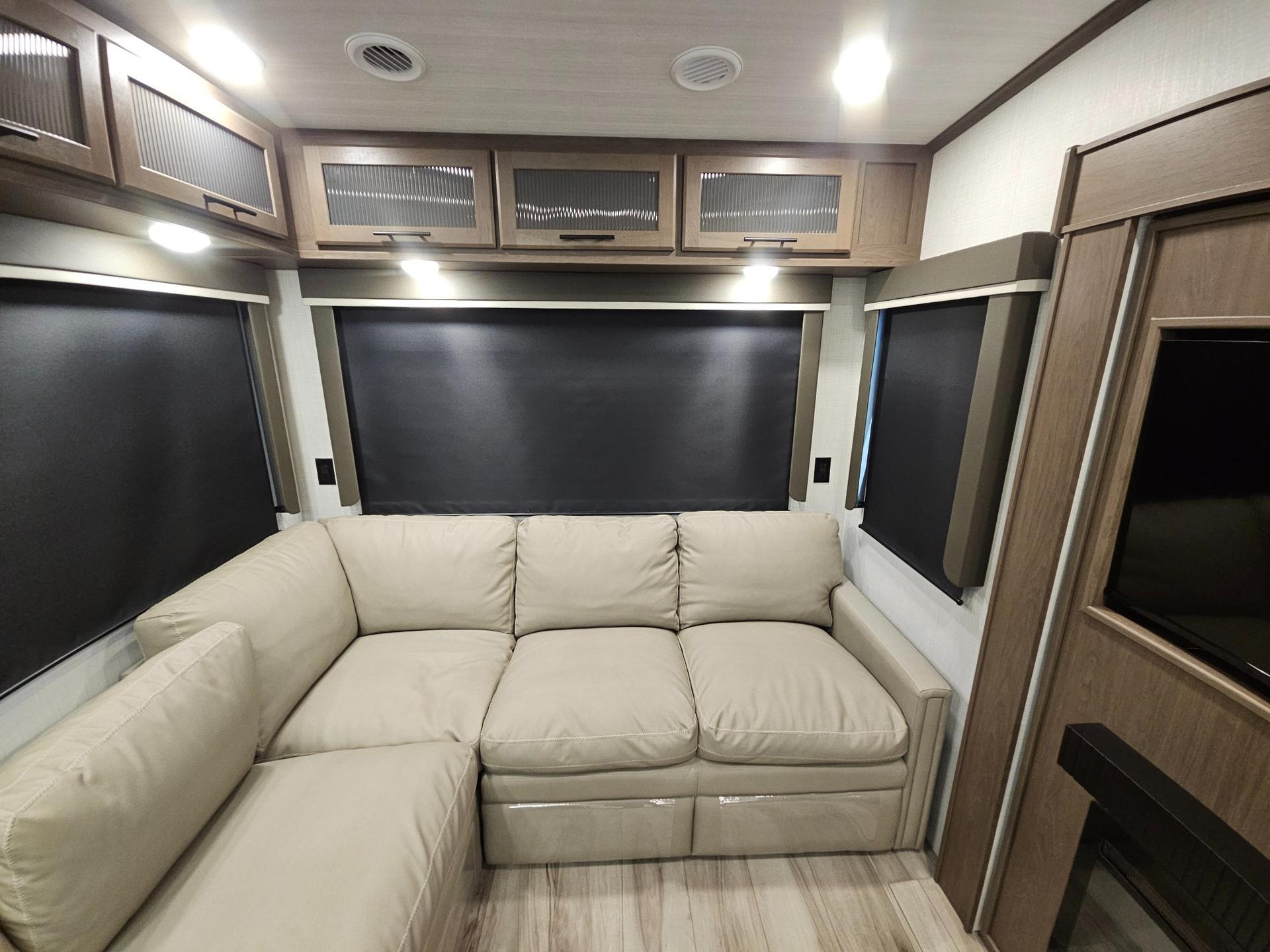 2027 Keystone RV 2027 Keystone RV Cougar Half-Ton - thumbnail 13