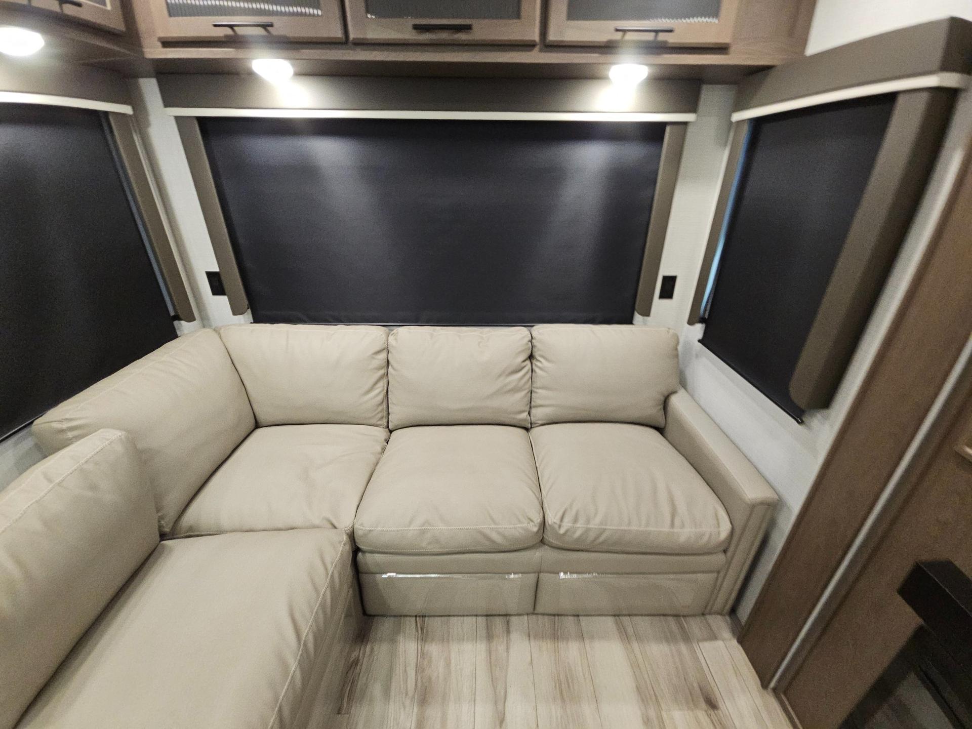 2027 Keystone RV 2027 Keystone RV Cougar Half-Ton - thumbnail 14