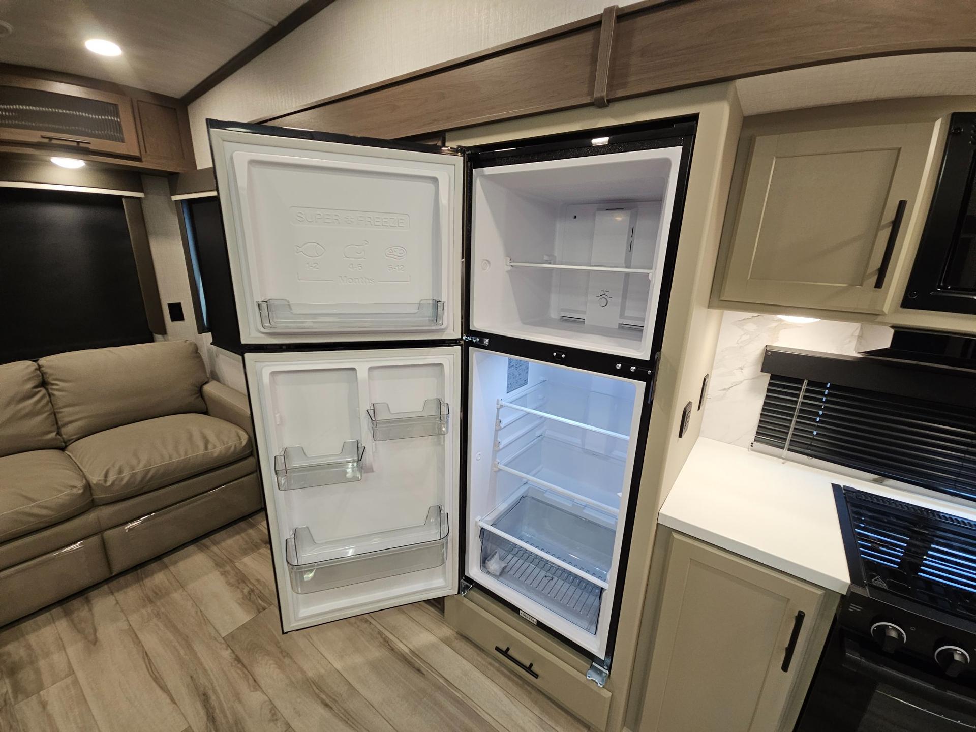 2027 Keystone RV 2027 Keystone RV Cougar Half-Ton - thumbnail 21
