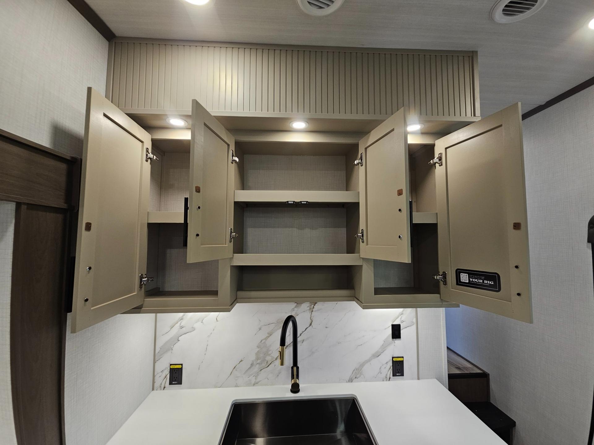 2027 Keystone RV 2027 Keystone RV Cougar Half-Ton - thumbnail 27