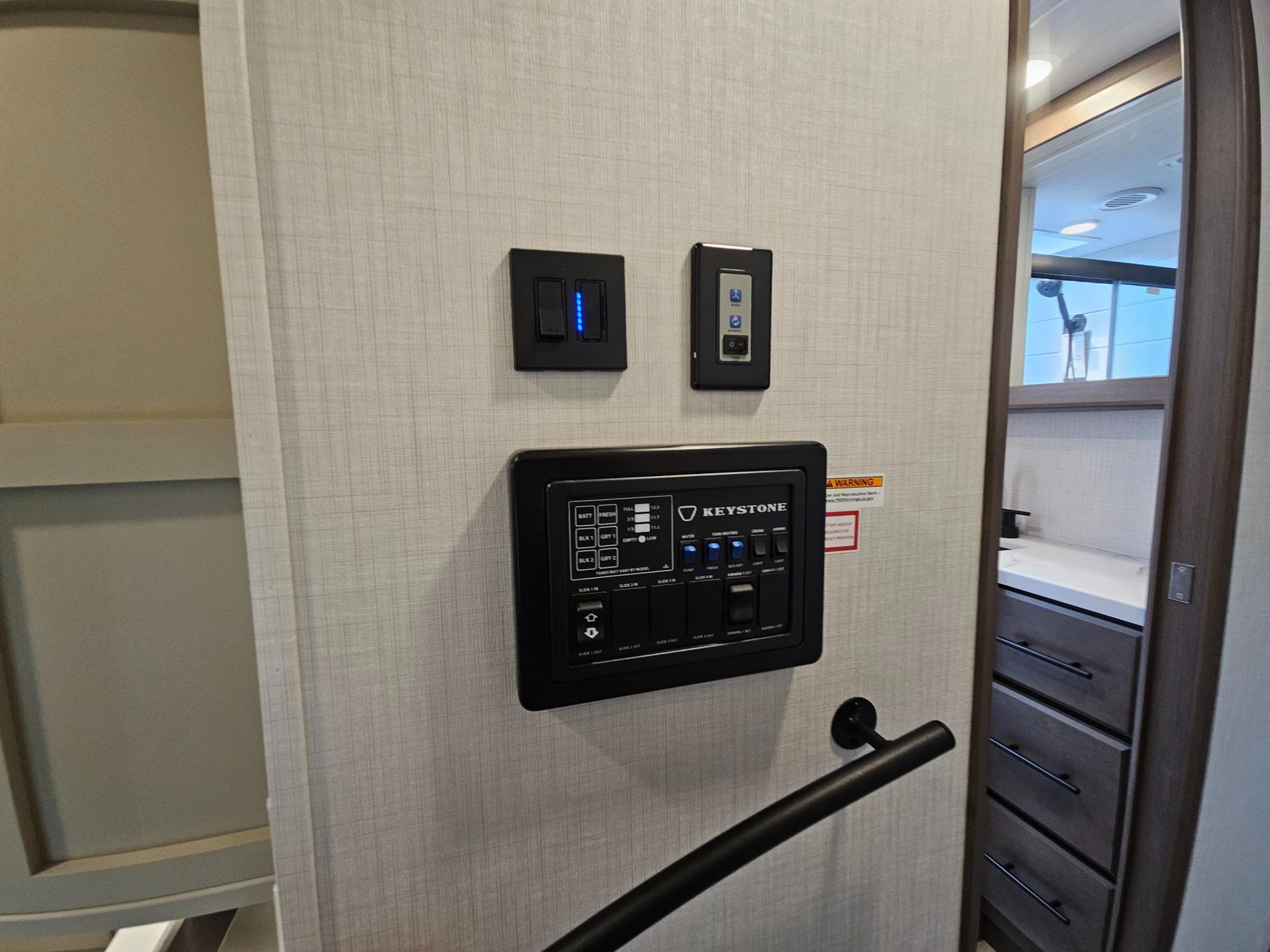 2027 Keystone RV 2027 Keystone RV Cougar Half-Ton - thumbnail 30