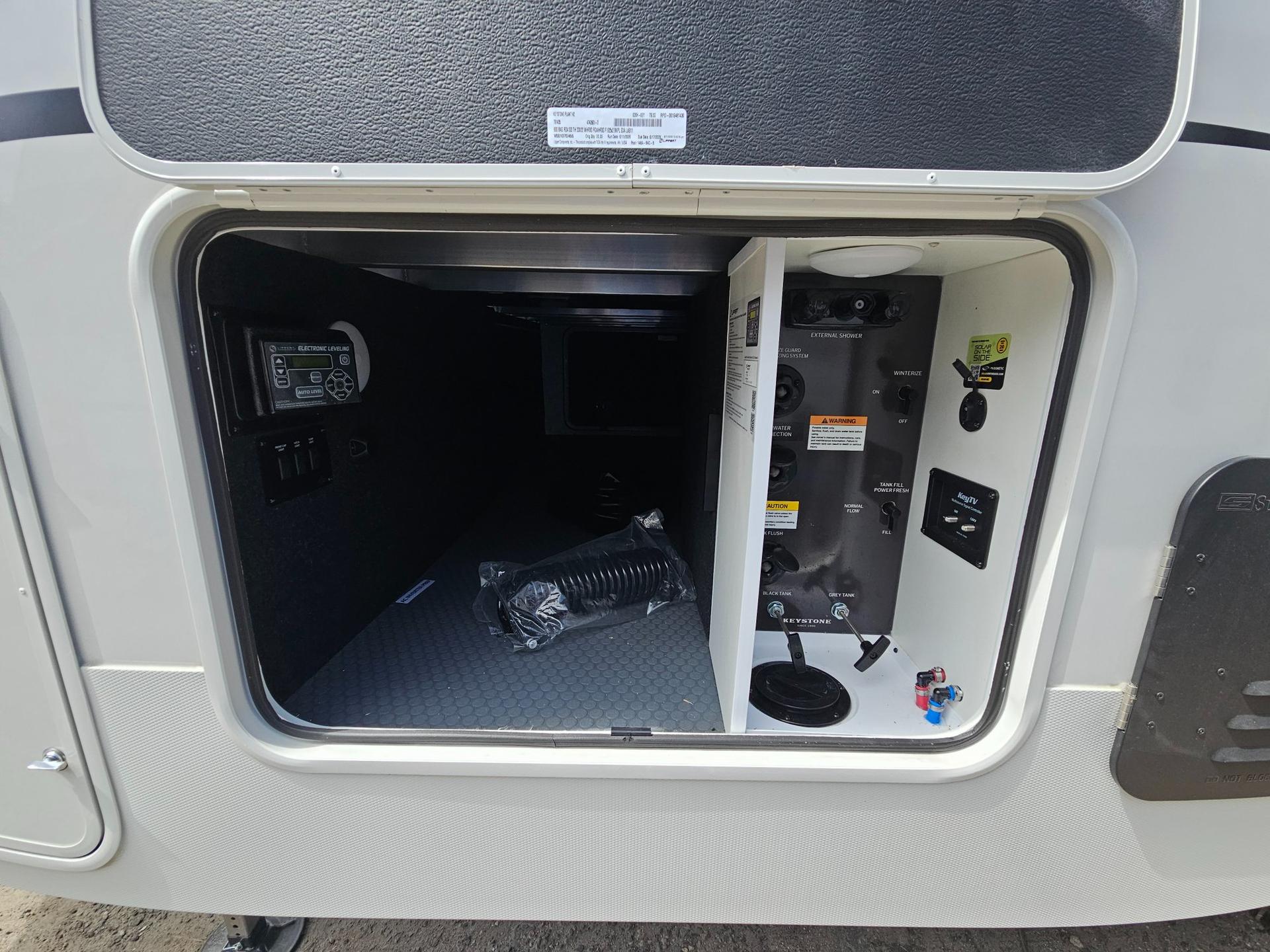2027 Keystone RV 2027 Keystone RV Cougar Half-Ton - thumbnail 59