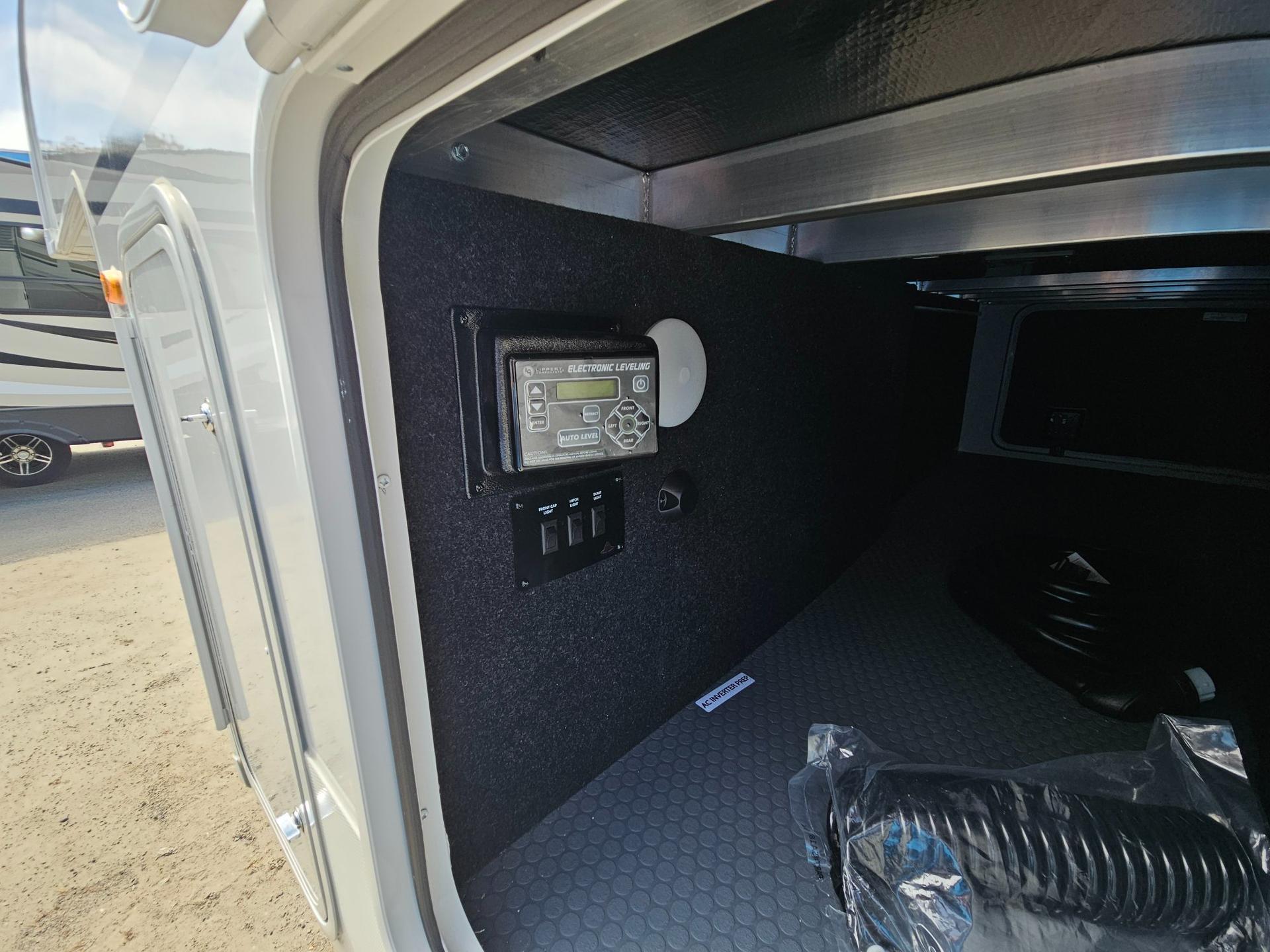 2027 Keystone RV 2027 Keystone RV Cougar Half-Ton - thumbnail 61