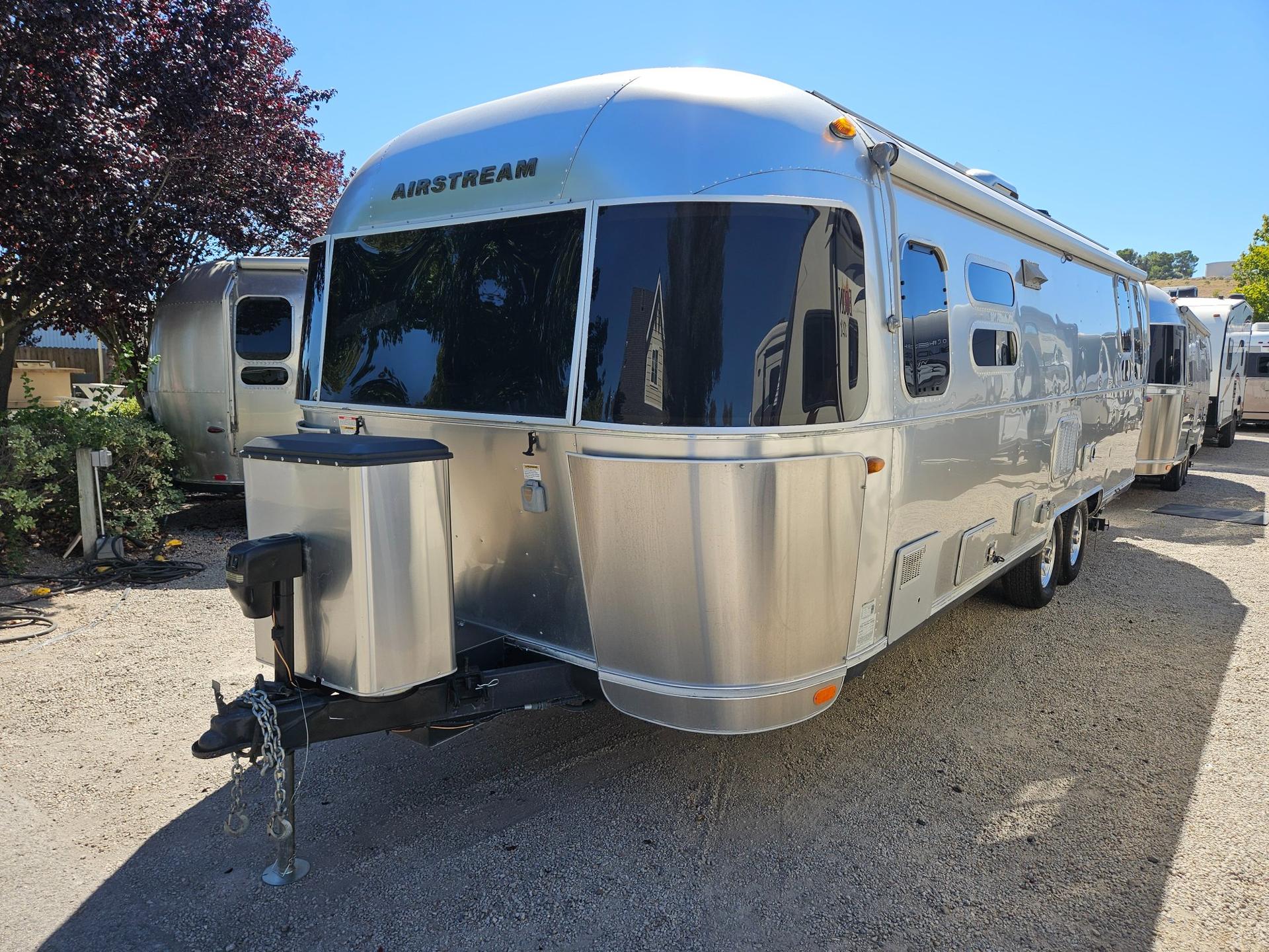 2016 Airstream 2016 Airstream Flying Cloud - thumbnail 4