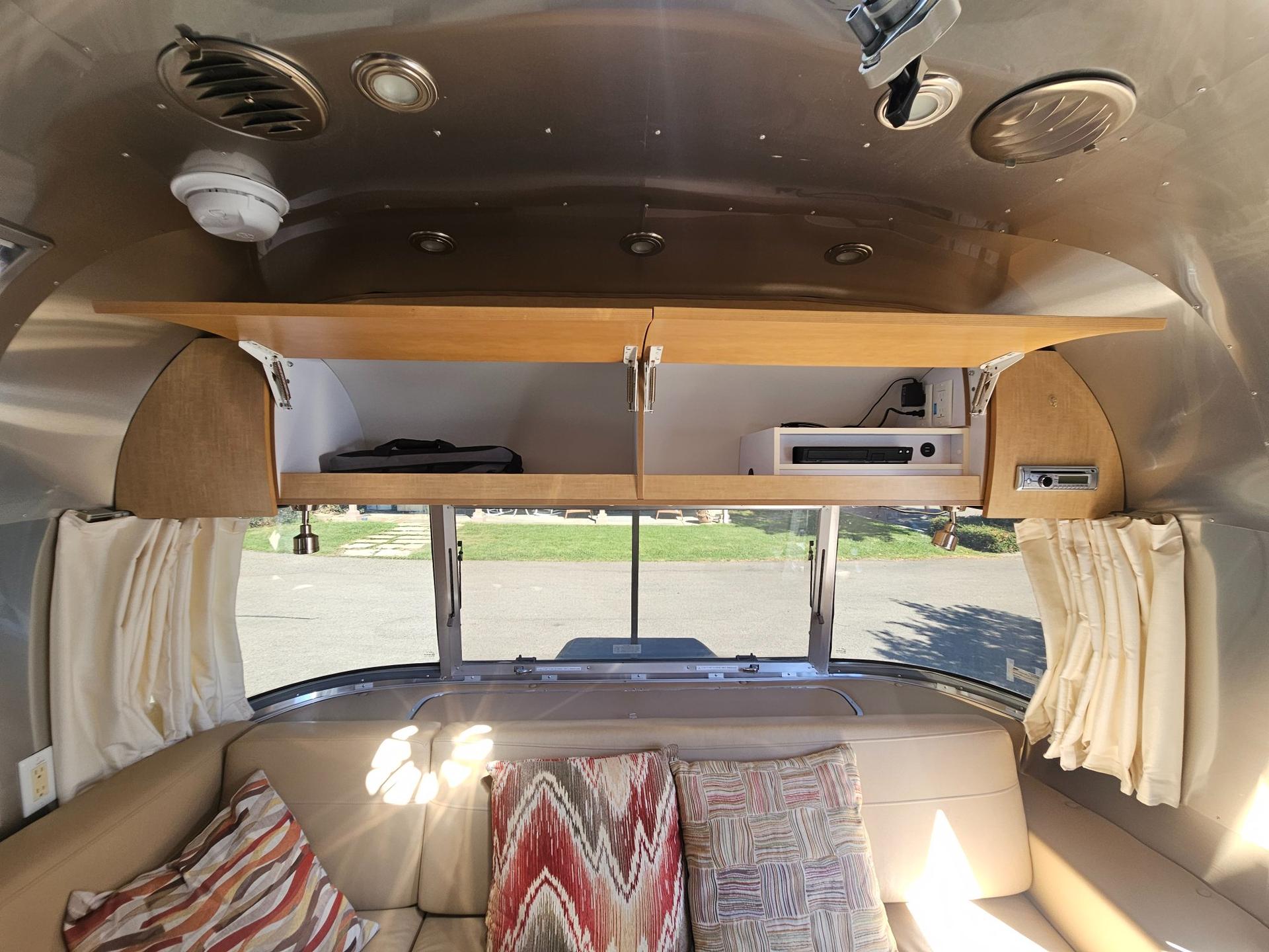 2016 Airstream 2016 Airstream Flying Cloud - thumbnail 8