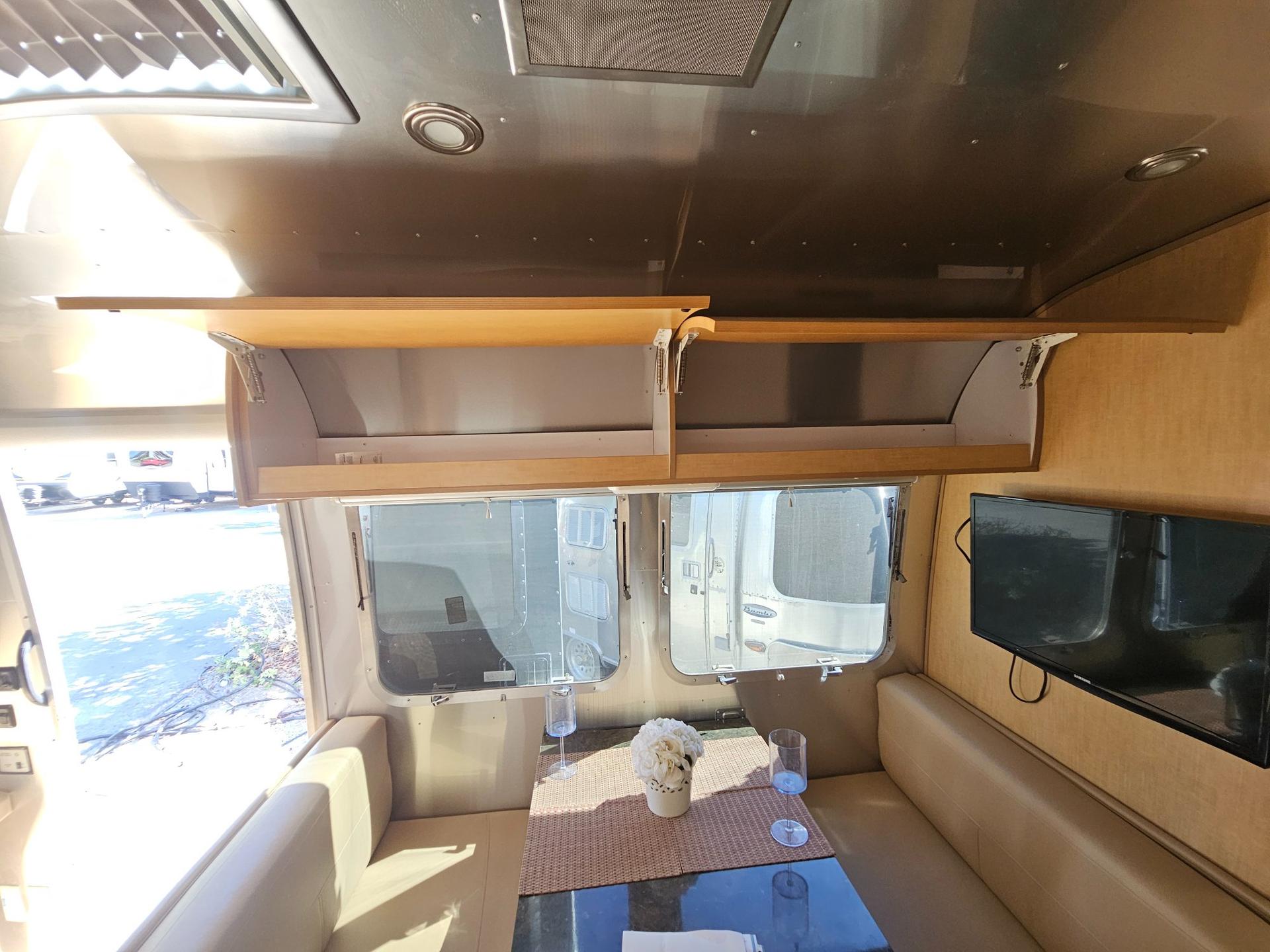 2016 Airstream 2016 Airstream Flying Cloud - thumbnail 19
