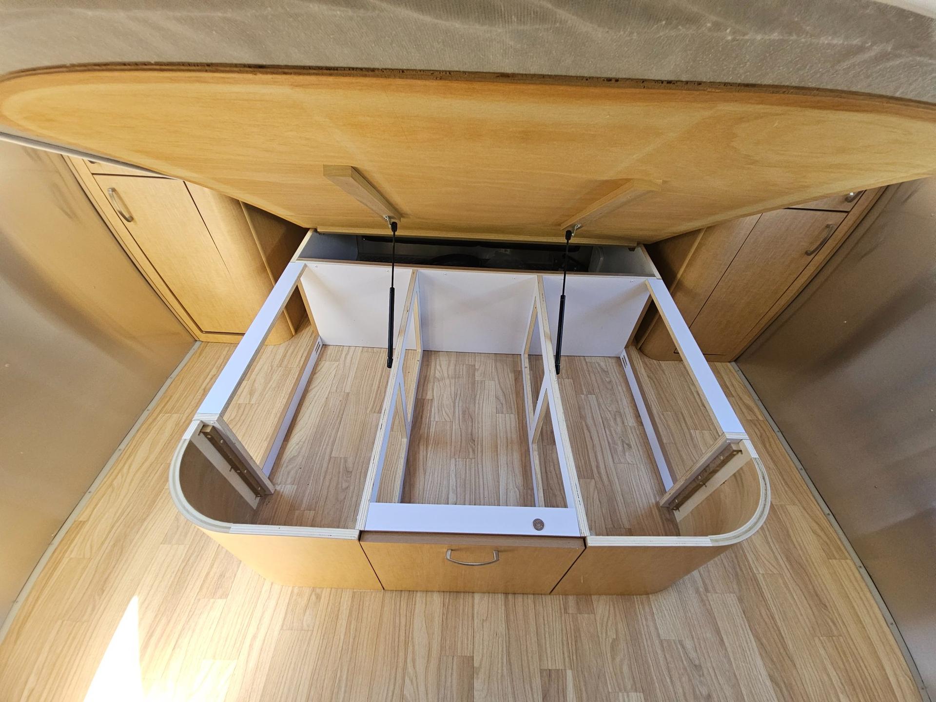 2016 Airstream 2016 Airstream Flying Cloud - thumbnail 32