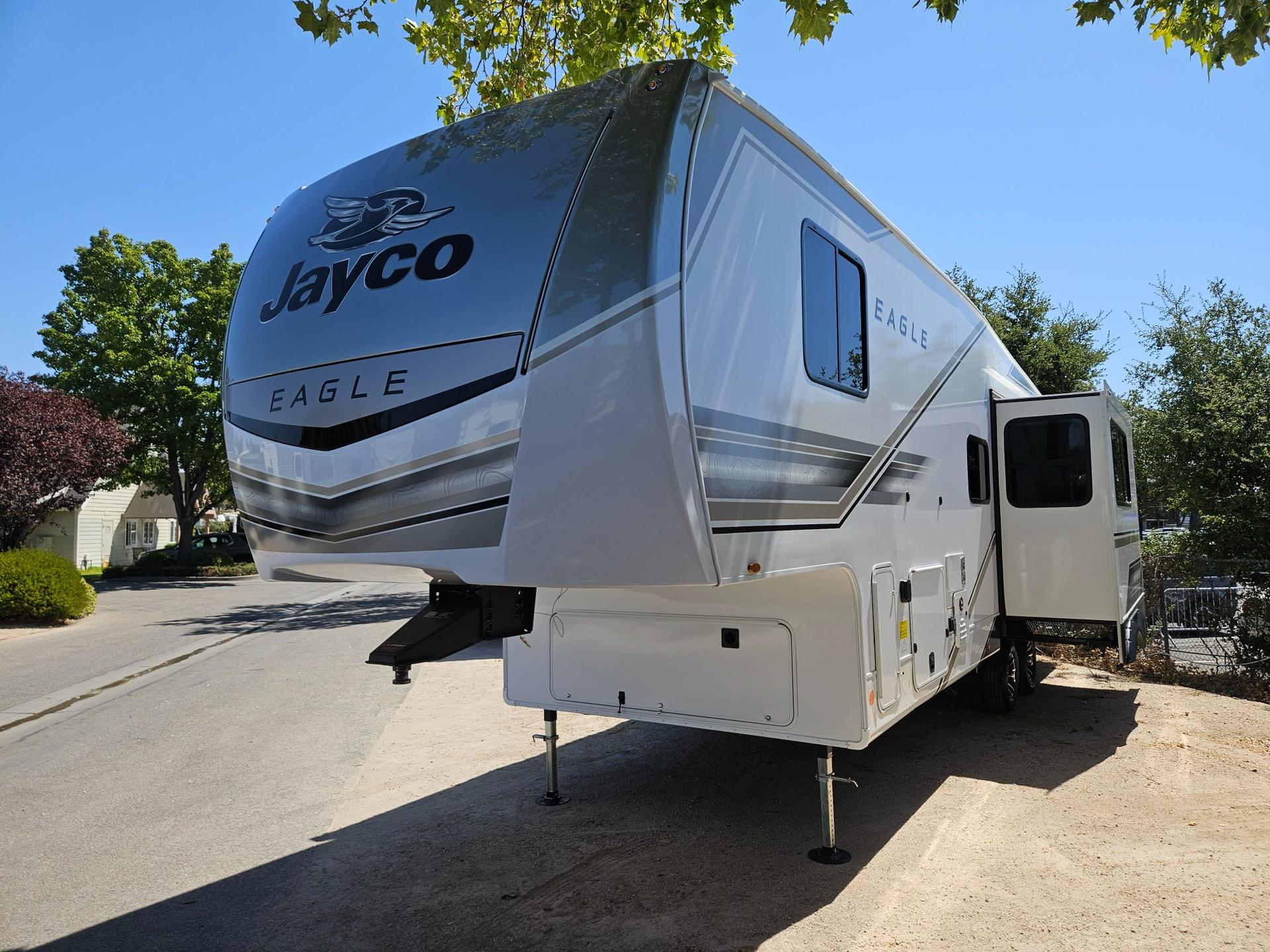 2027 Jayco 2027 Jayco Eagle - thumbnail 5