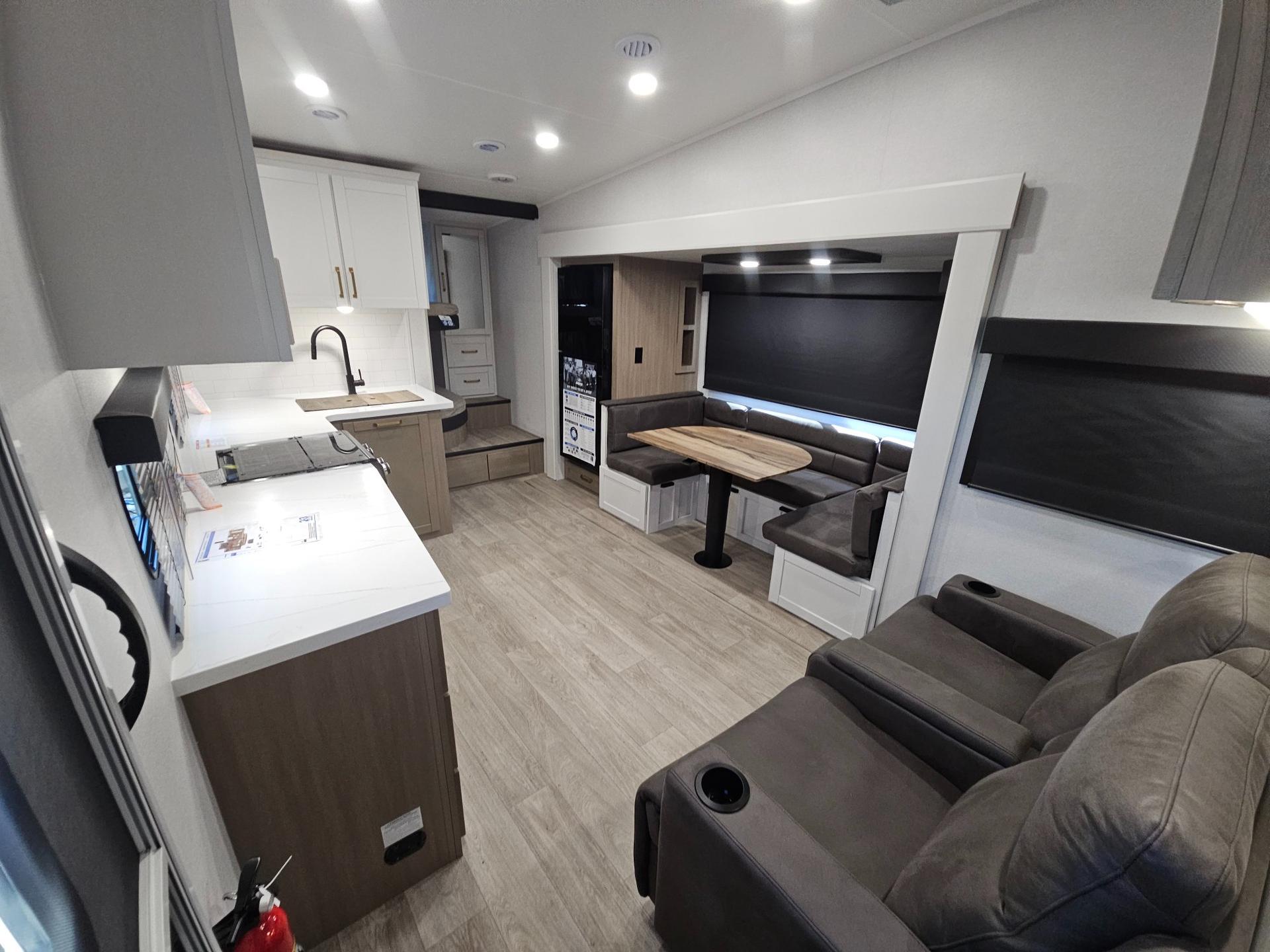 2027 Jayco 2027 Jayco Eagle - thumbnail 6