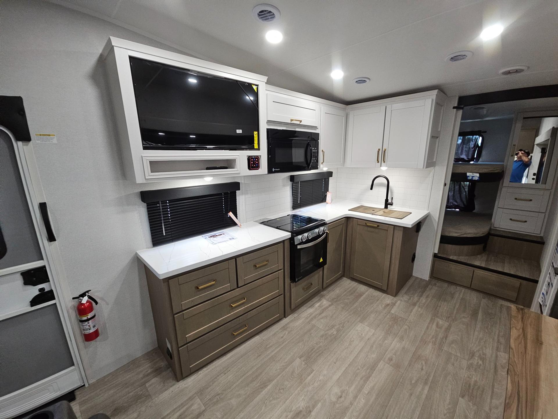 2027 Jayco 2027 Jayco Eagle - thumbnail 7