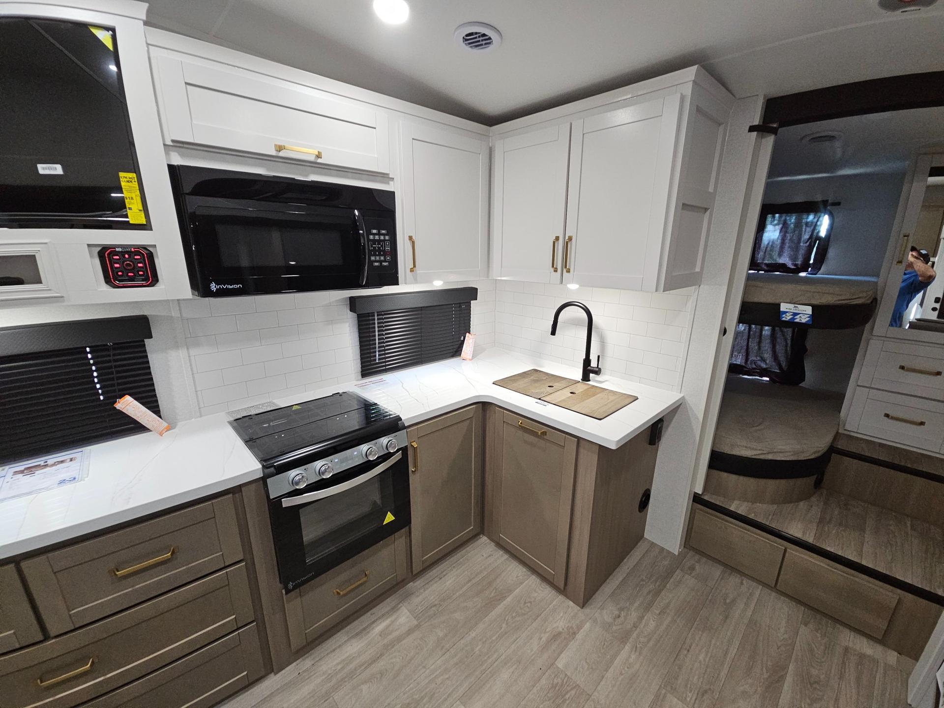 2027 Jayco 2027 Jayco Eagle - thumbnail 12