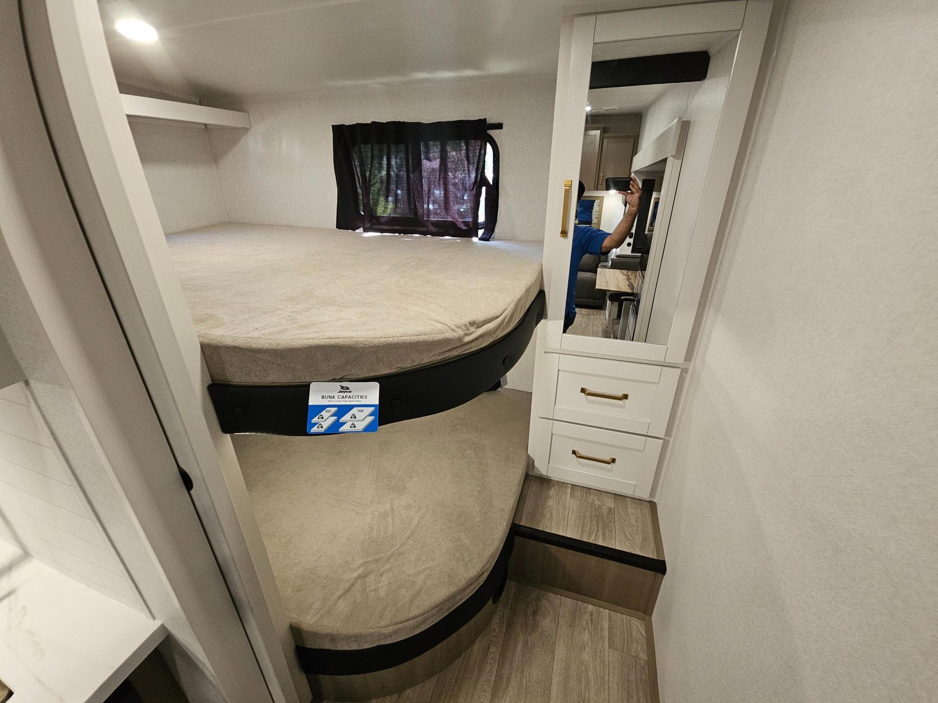 2027 Jayco 2027 Jayco Eagle - thumbnail 25