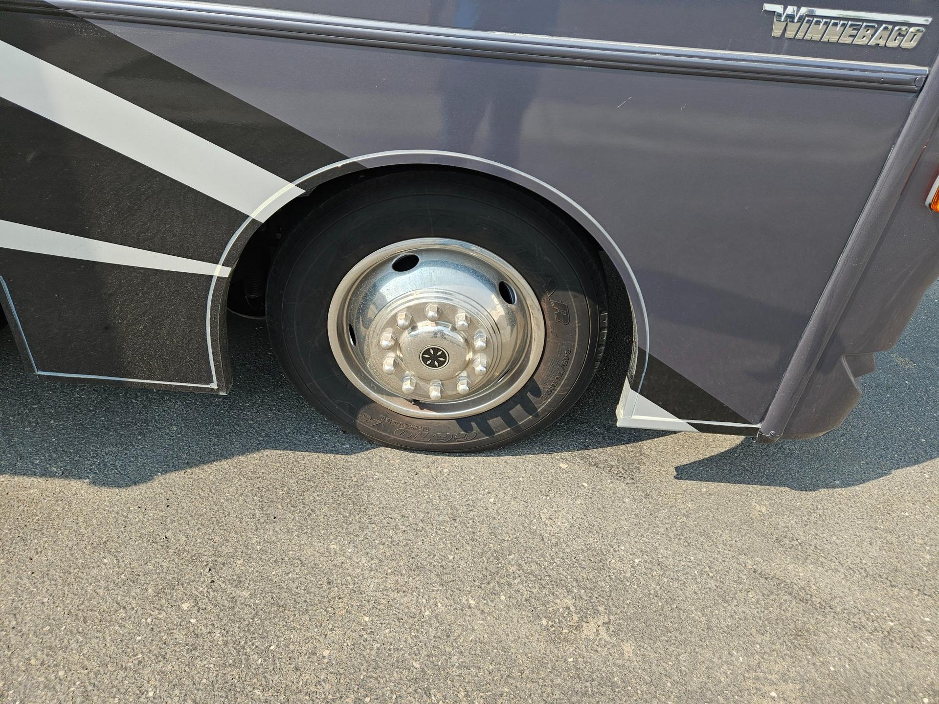 2018 Winnebago 2018 Winnebago Sunstar LX - thumbnail 27