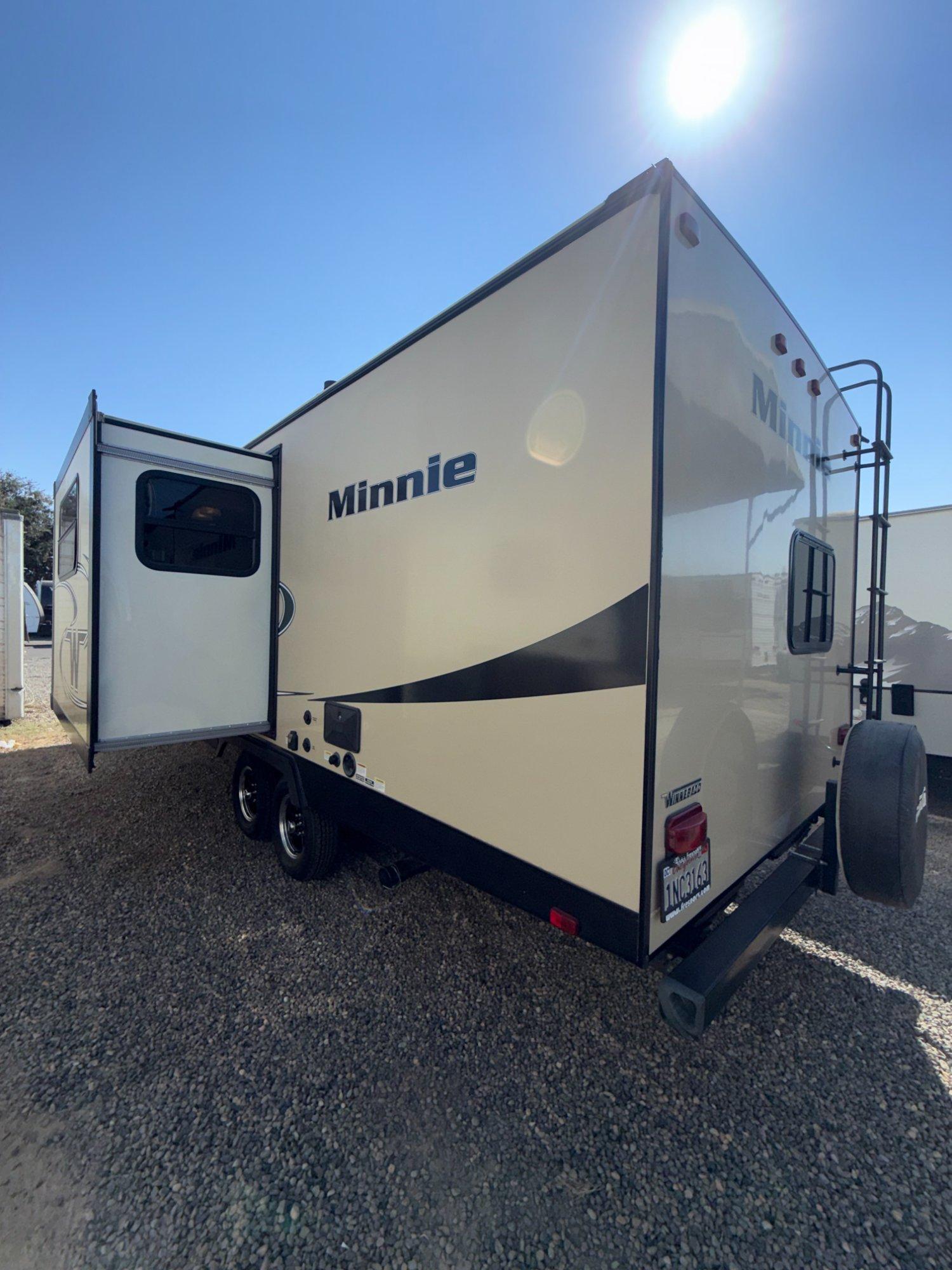 2019 Winnebago 2019 Winnebago Minnie - thumbnail 5