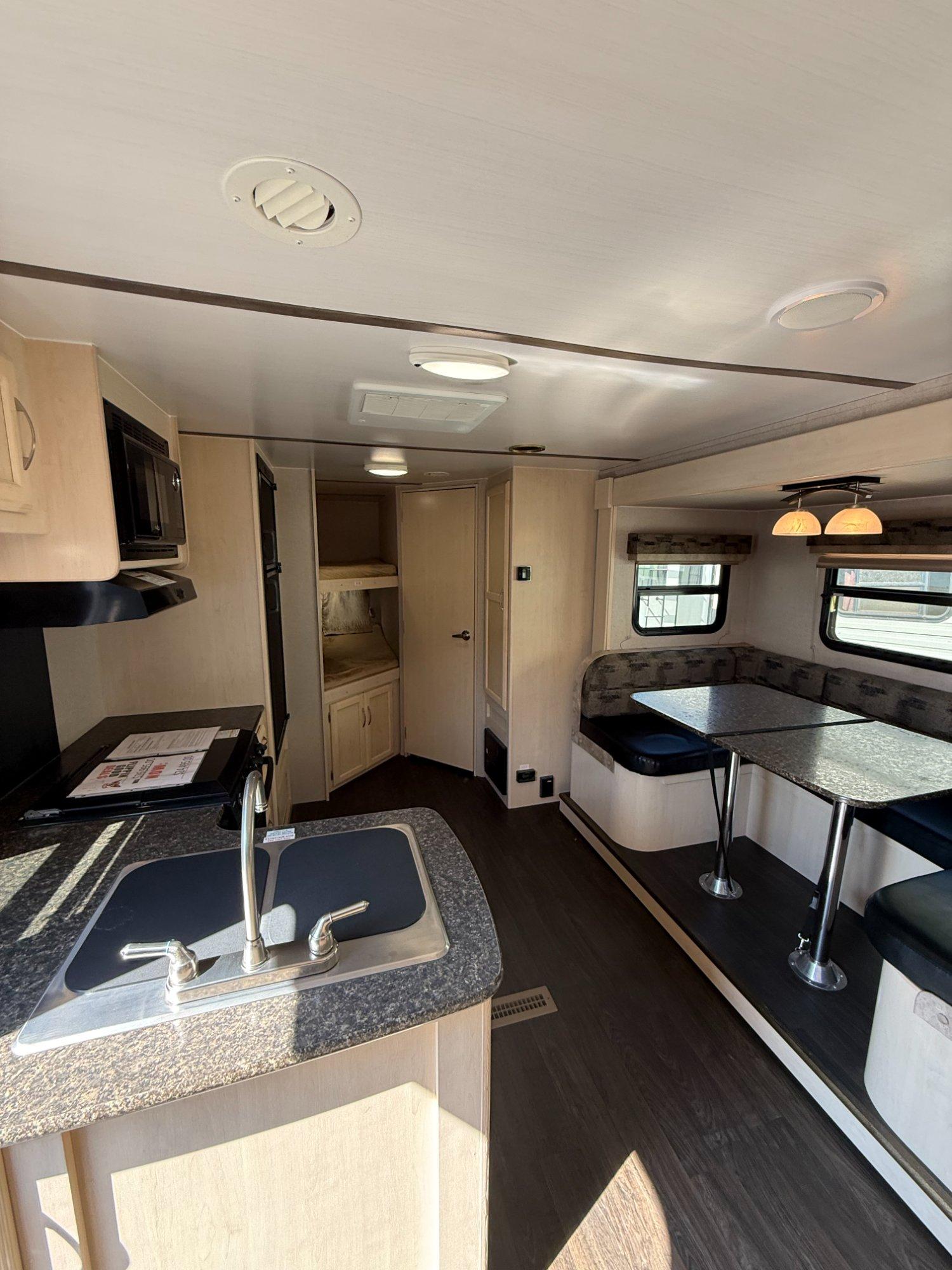 2019 Winnebago 2019 Winnebago Minnie - thumbnail 16